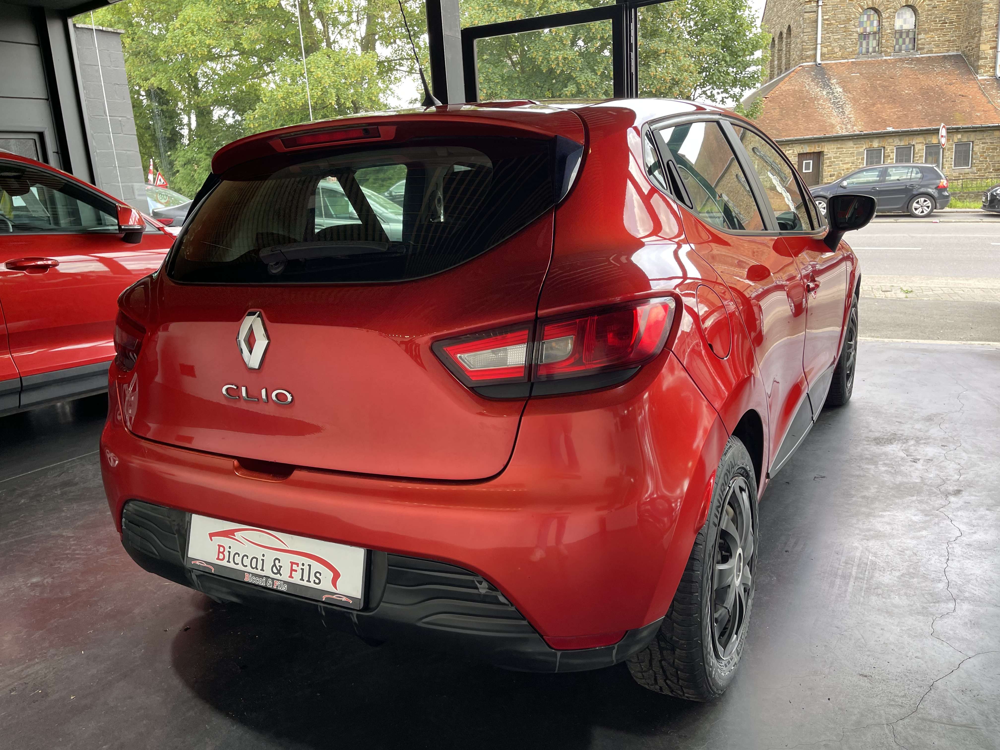 Renault Clio Clio 1.2i  // 1er proprio //