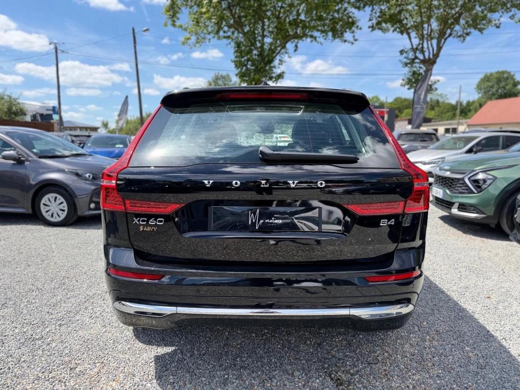 Volvo Xc60 2.0 B4 197 MHEV HYBRID ULTIMATE STYLE CHROME GEARTRONIC 8 / 1 MAIN SUIVI COMPLET