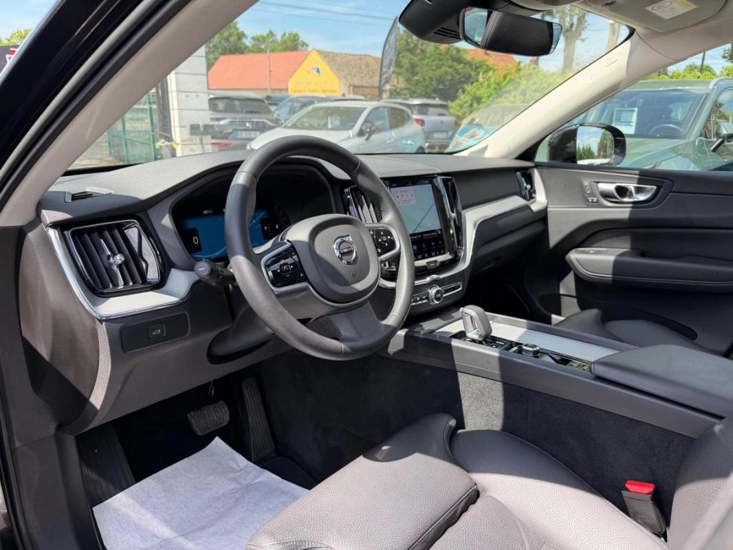 Volvo Xc60 2.0 B4 197 MHEV HYBRID ULTIMATE STYLE CHROME GEARTRONIC 8 / 1 MAIN SUIVI COMPLET