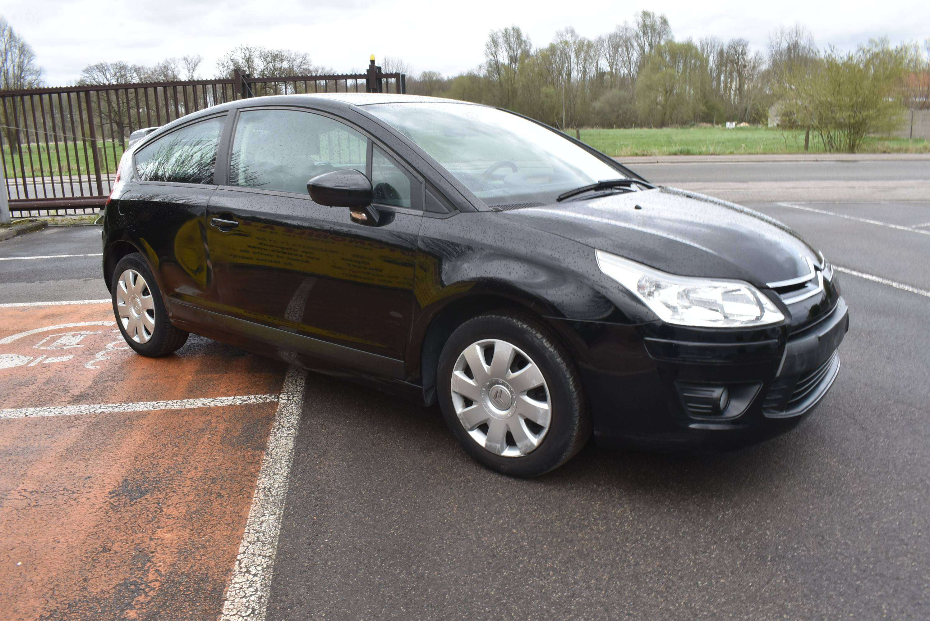 Citroen C4 1.4i Tentation Airco ***12M GARANTIE***52.000KM!!!