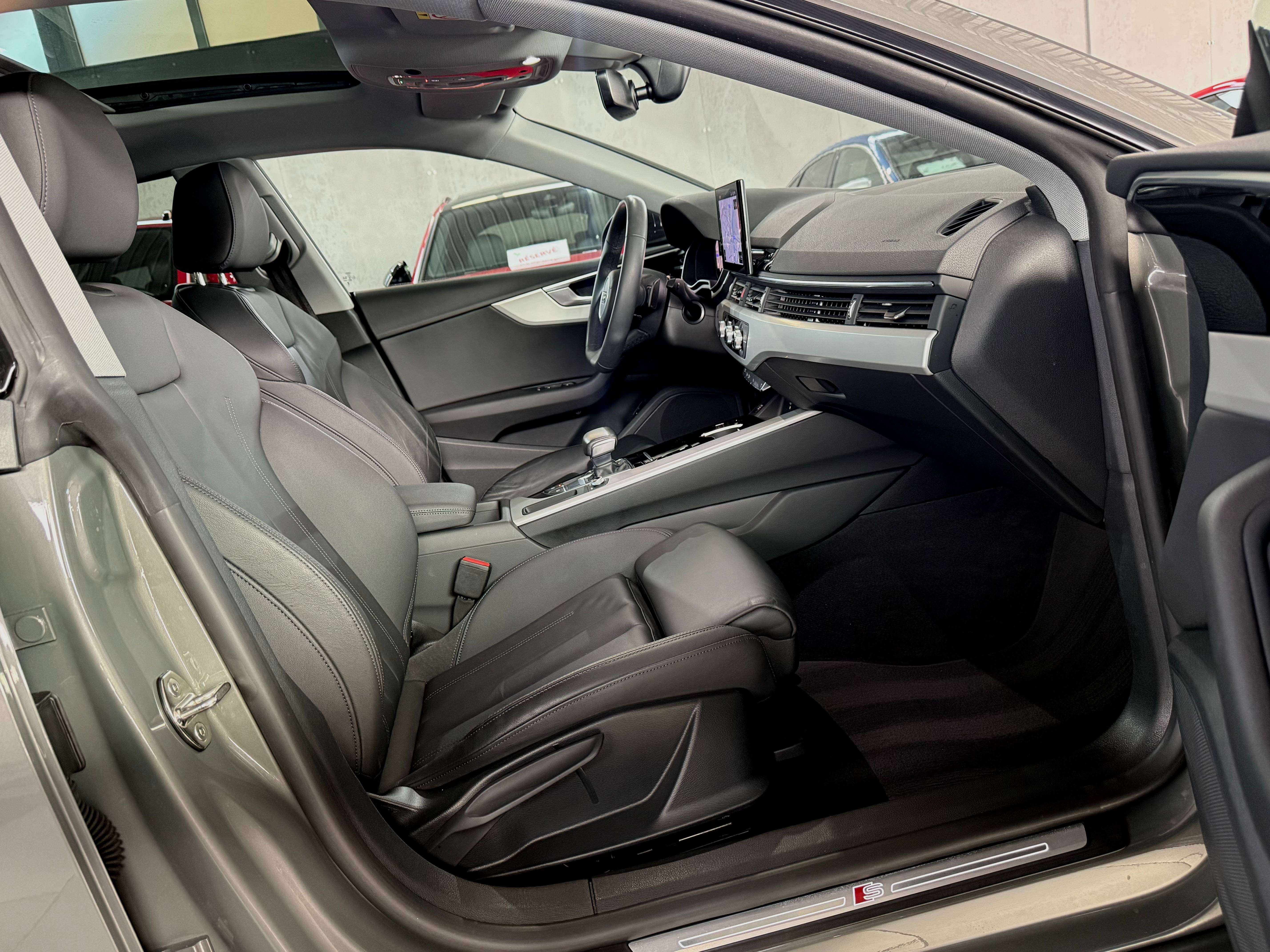 Audi A5 35 TFSI Business Edition S line S tronic 1e Main Etat Neuf