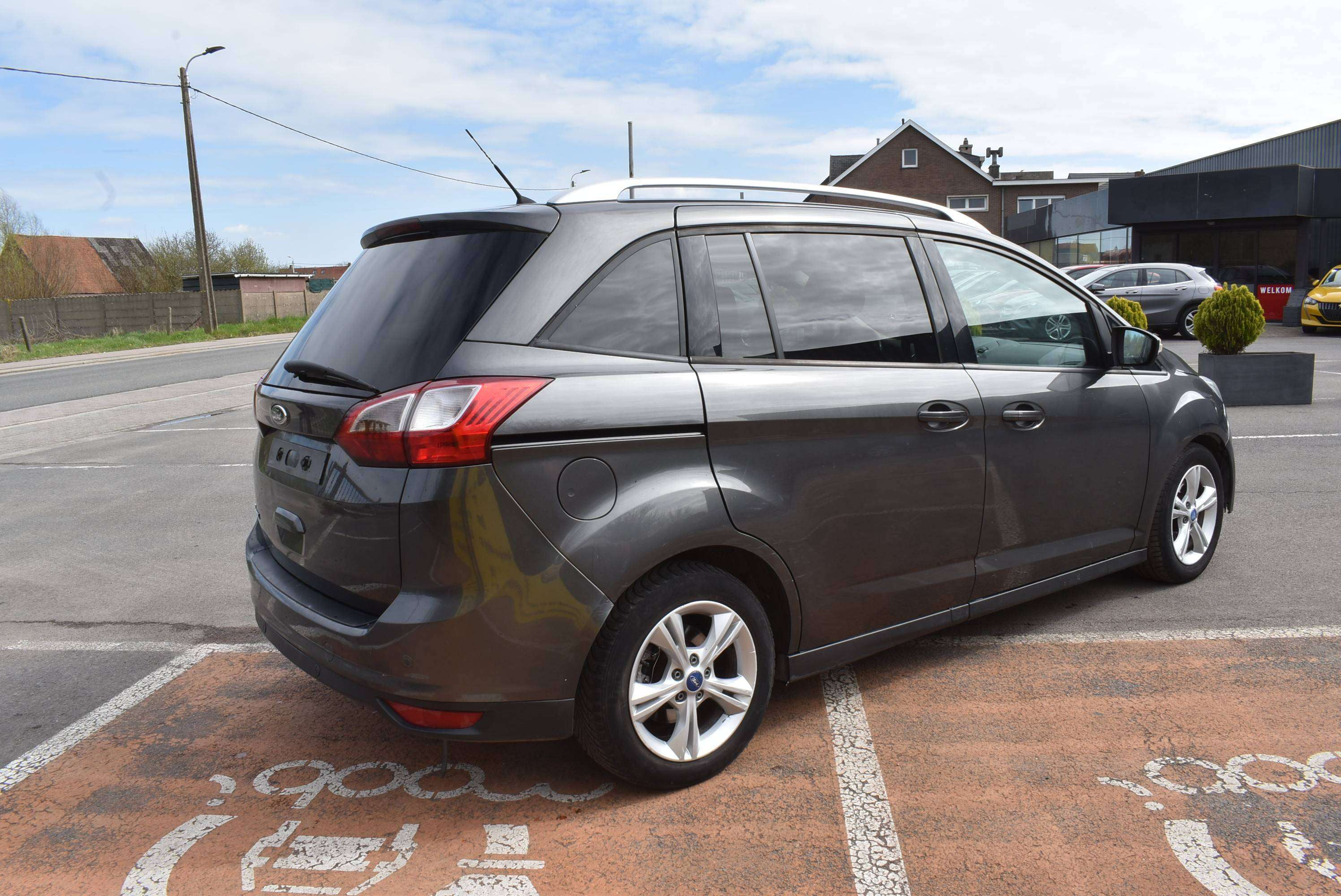 Ford Grand C-Max 1.5 TDCi Business Edition Airco/GPS