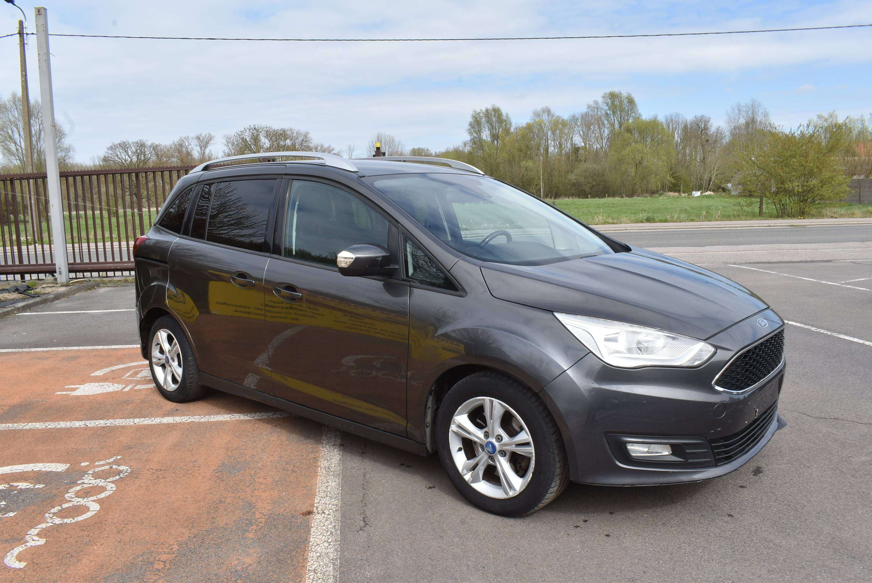 Ford Grand C-Max 1.5 TDCi Business Edition Airco/GPS