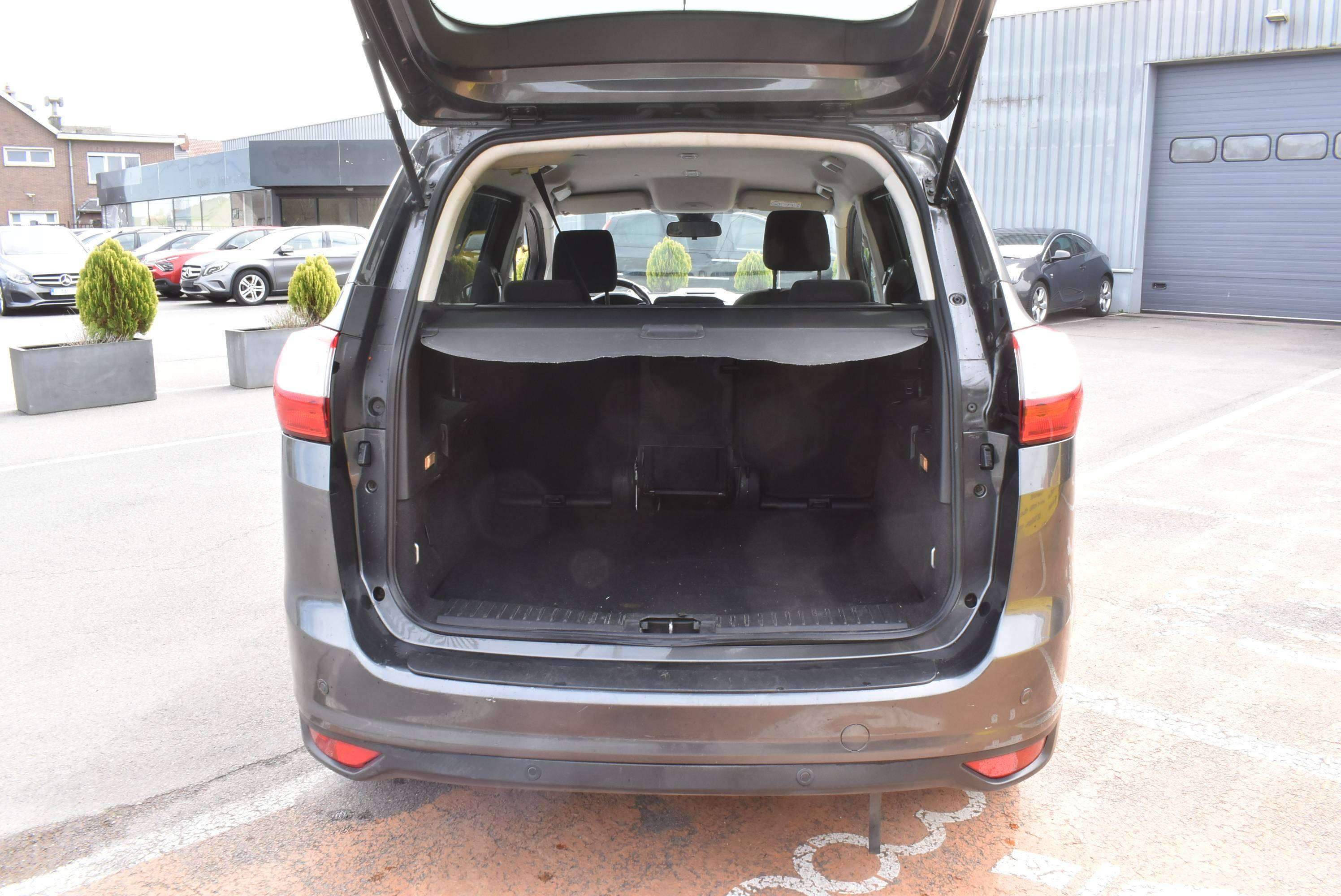 Ford Grand C-Max 1.5 TDCi Business Edition Airco/GPS