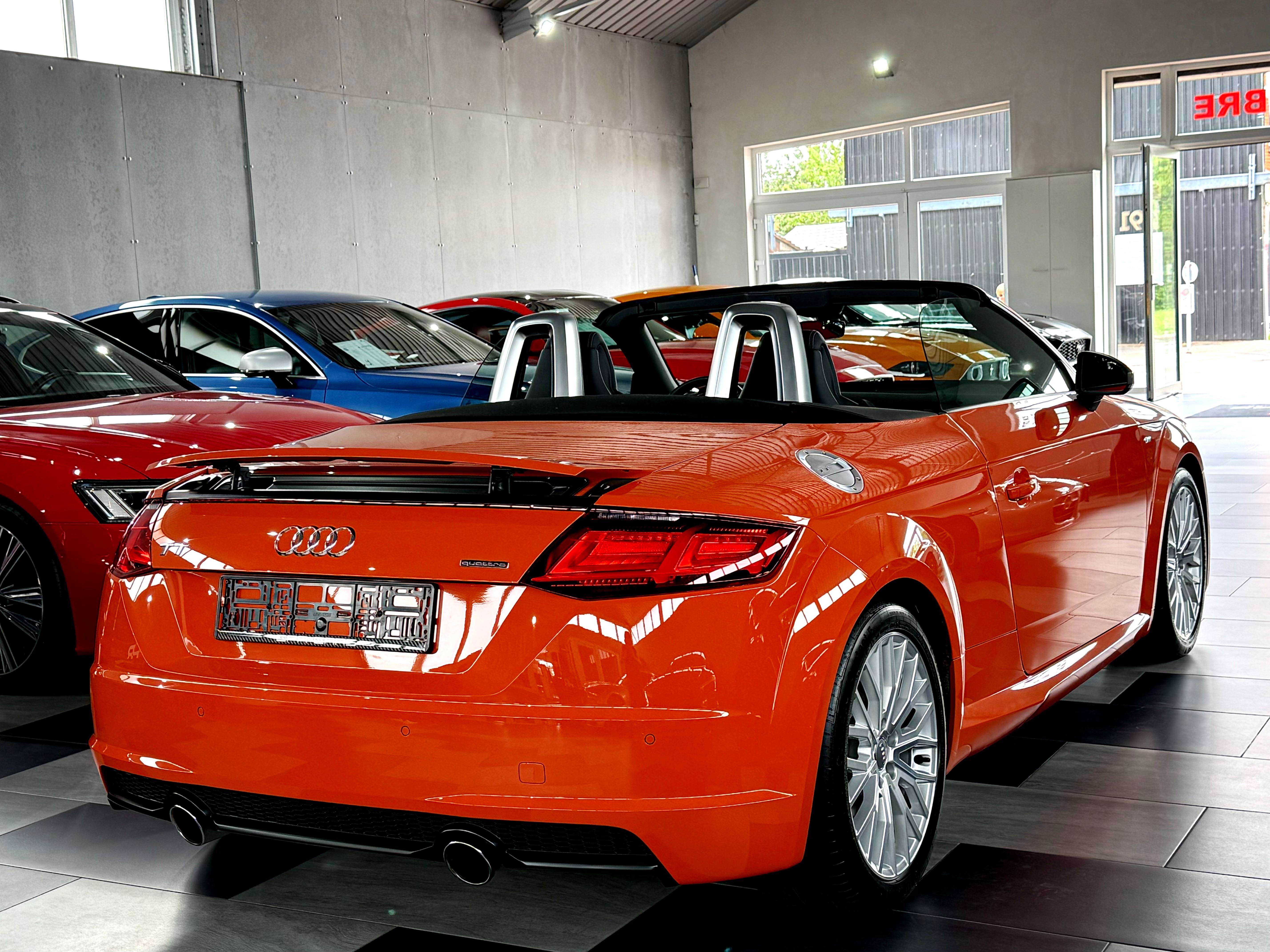Audi TT Roadster 45 TFSI S Line S tronic 1e Main Etat Neuf