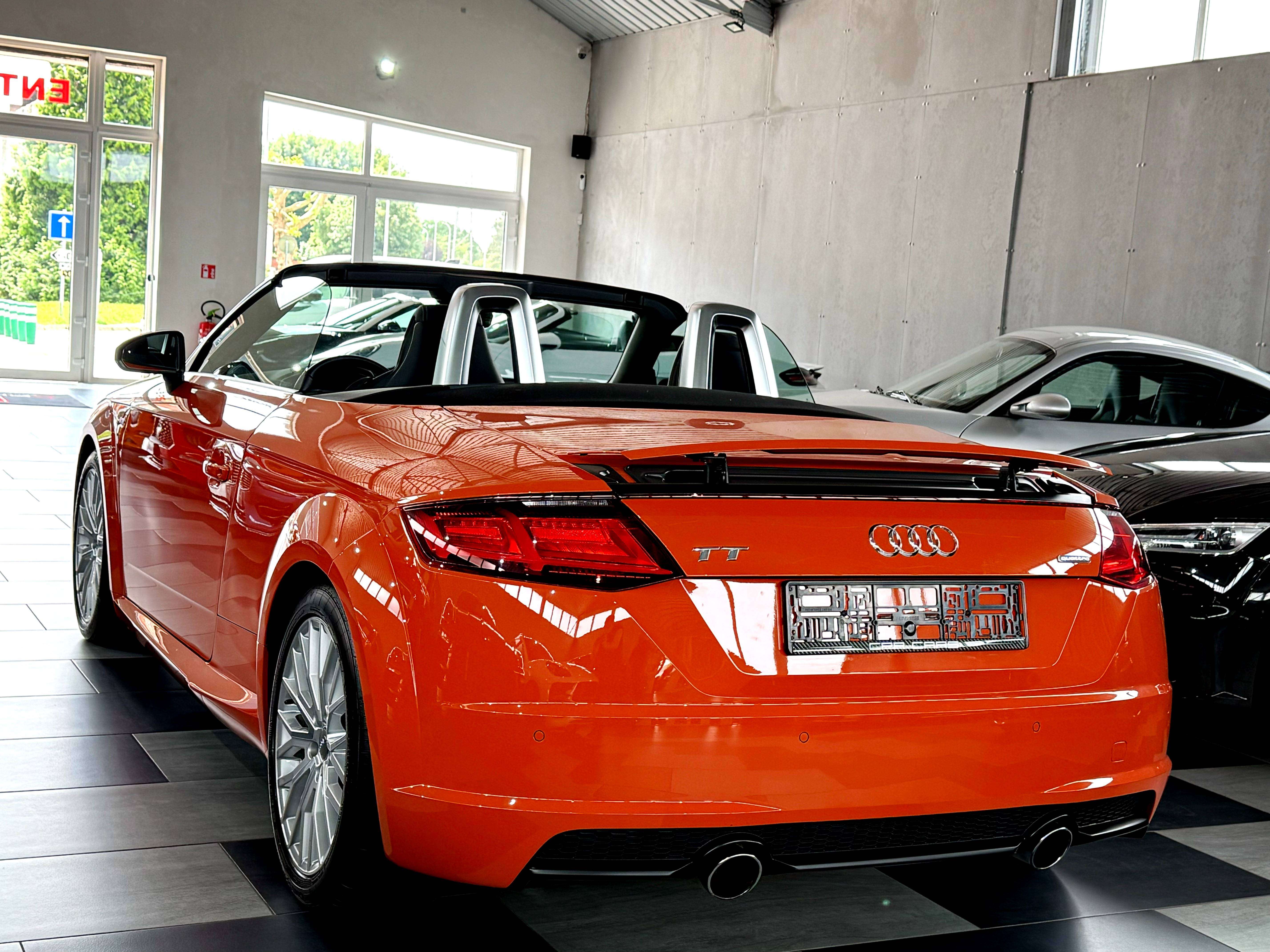 Audi TT Roadster 45 TFSI S Line S tronic 1e Main Etat Neuf