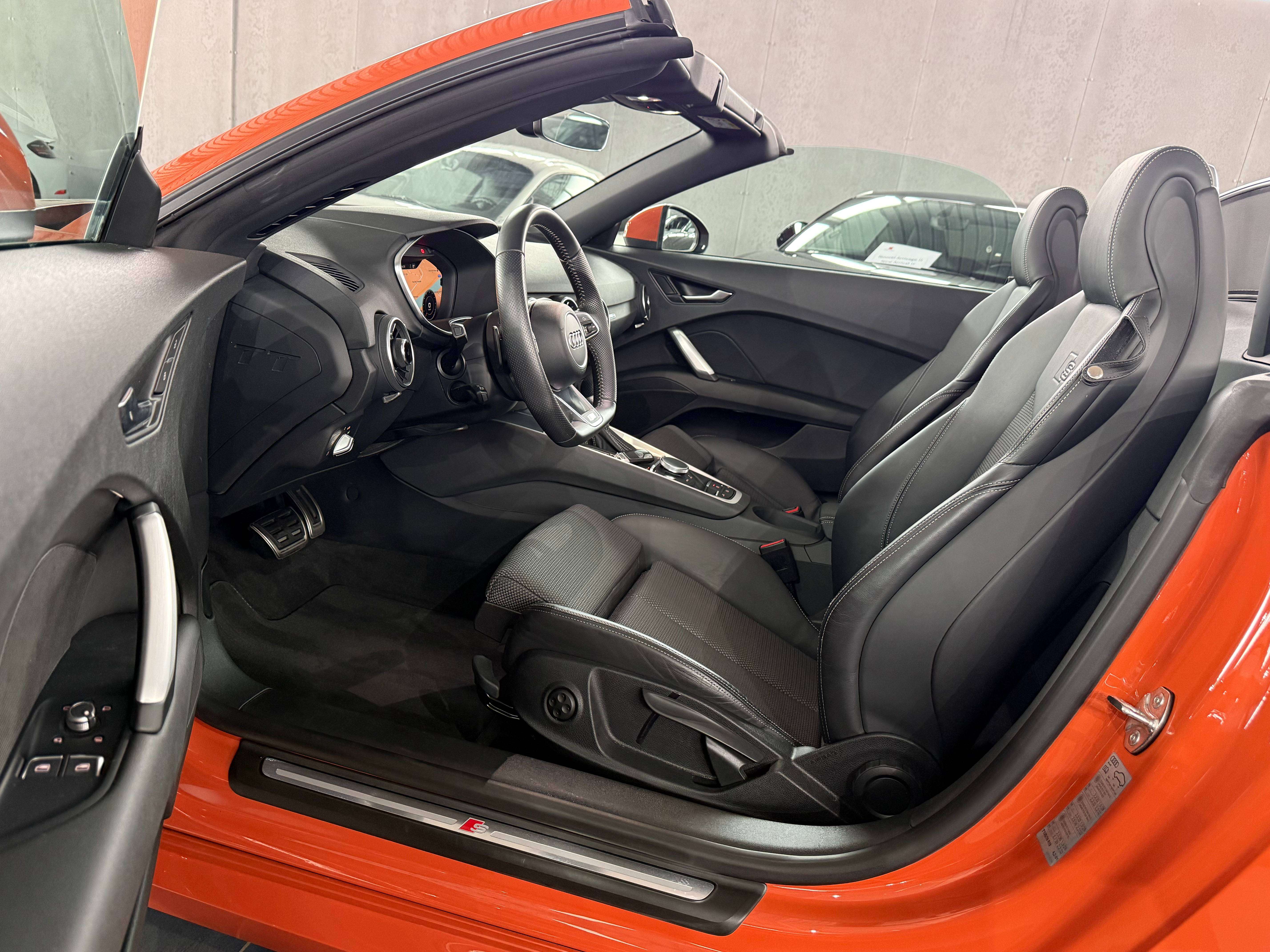 Audi TT Roadster 45 TFSI S Line S tronic 1e Main Etat Neuf