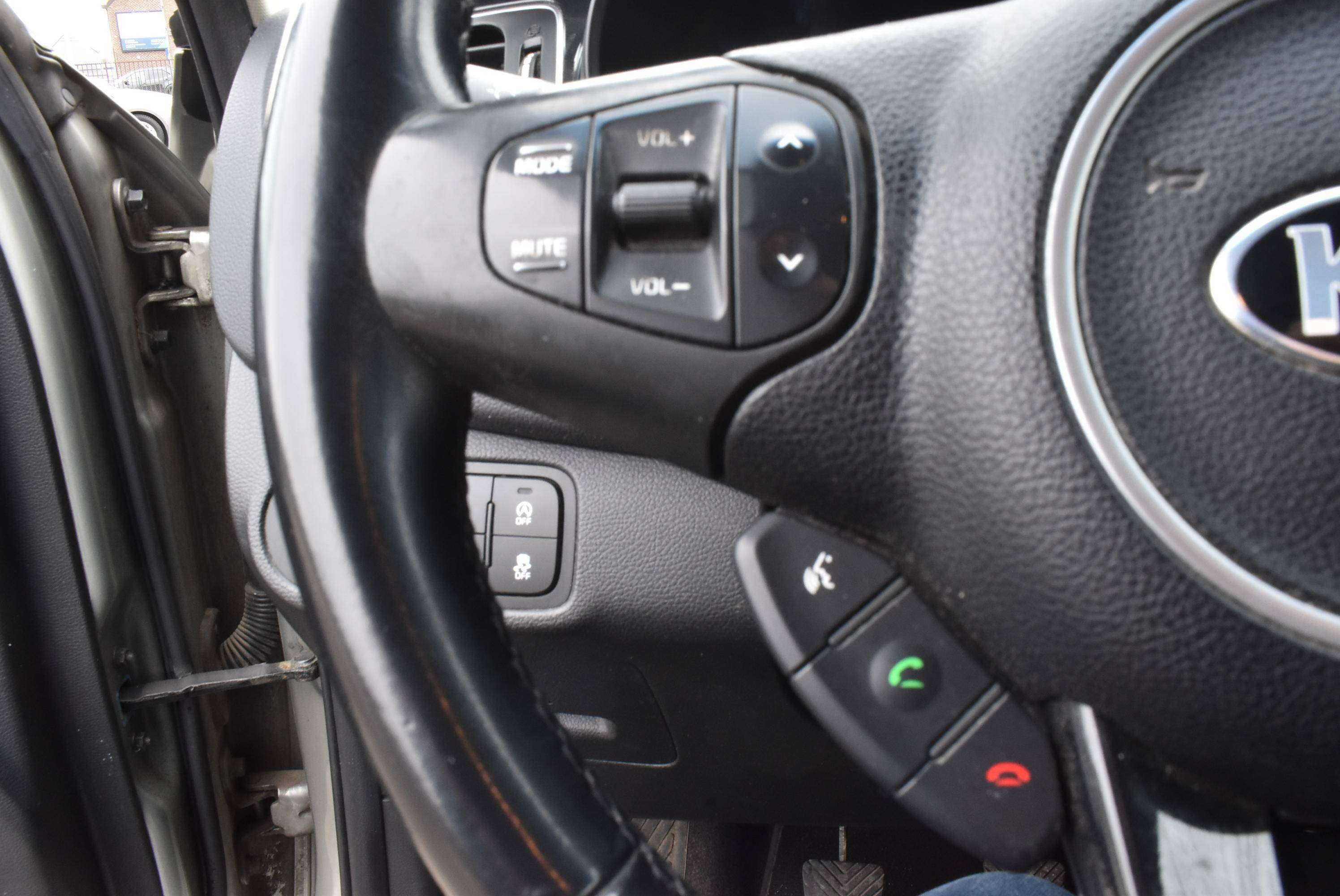 Kia Carens 1.7 CRDi 7PL Business Line GPS/Airco