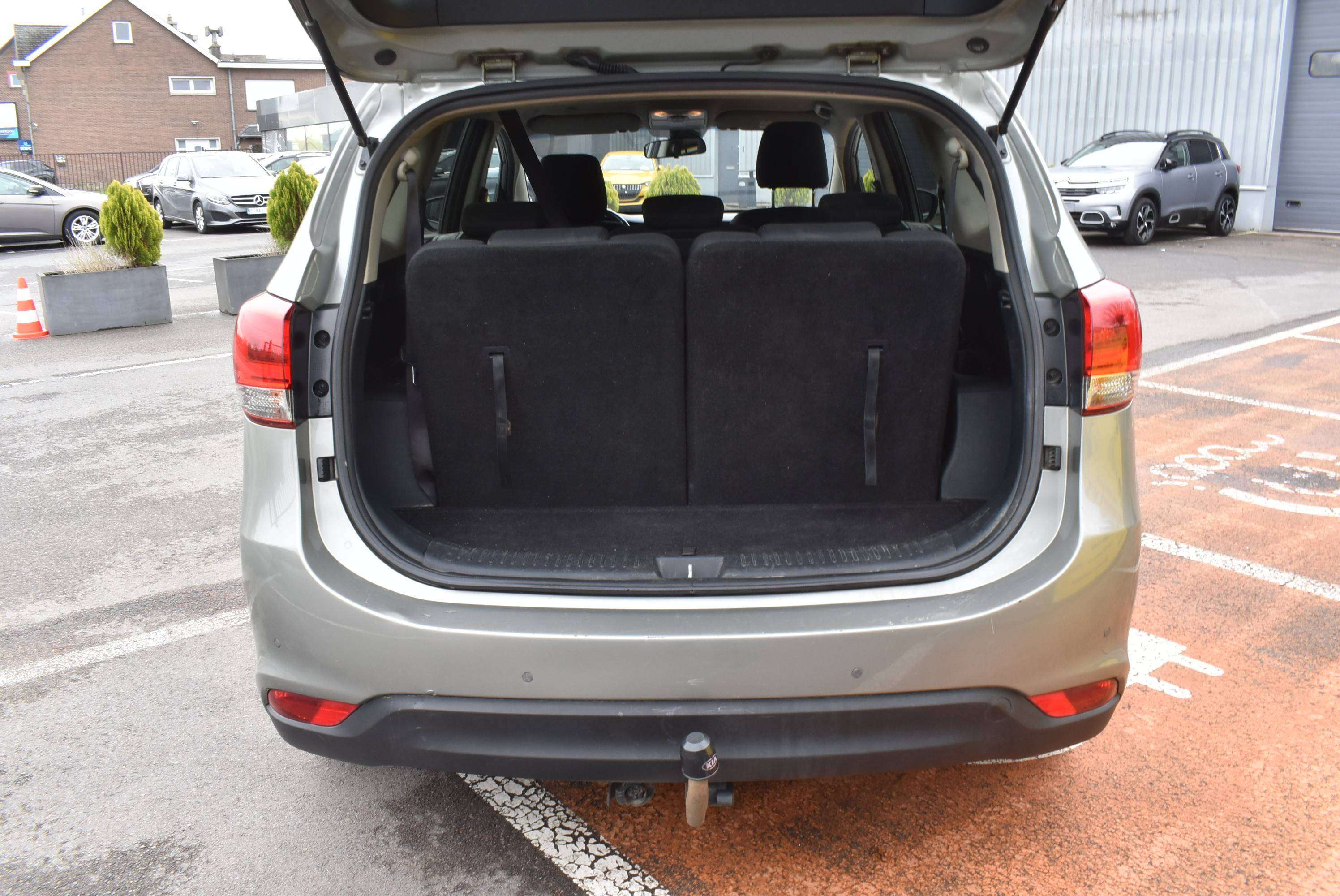 Kia Carens 1.7 CRDi 7PL Business Line GPS/Airco