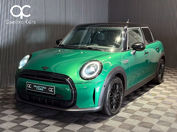 MINI Cooper 1.5A Boite auto - Super look - Toit noir - Camera
