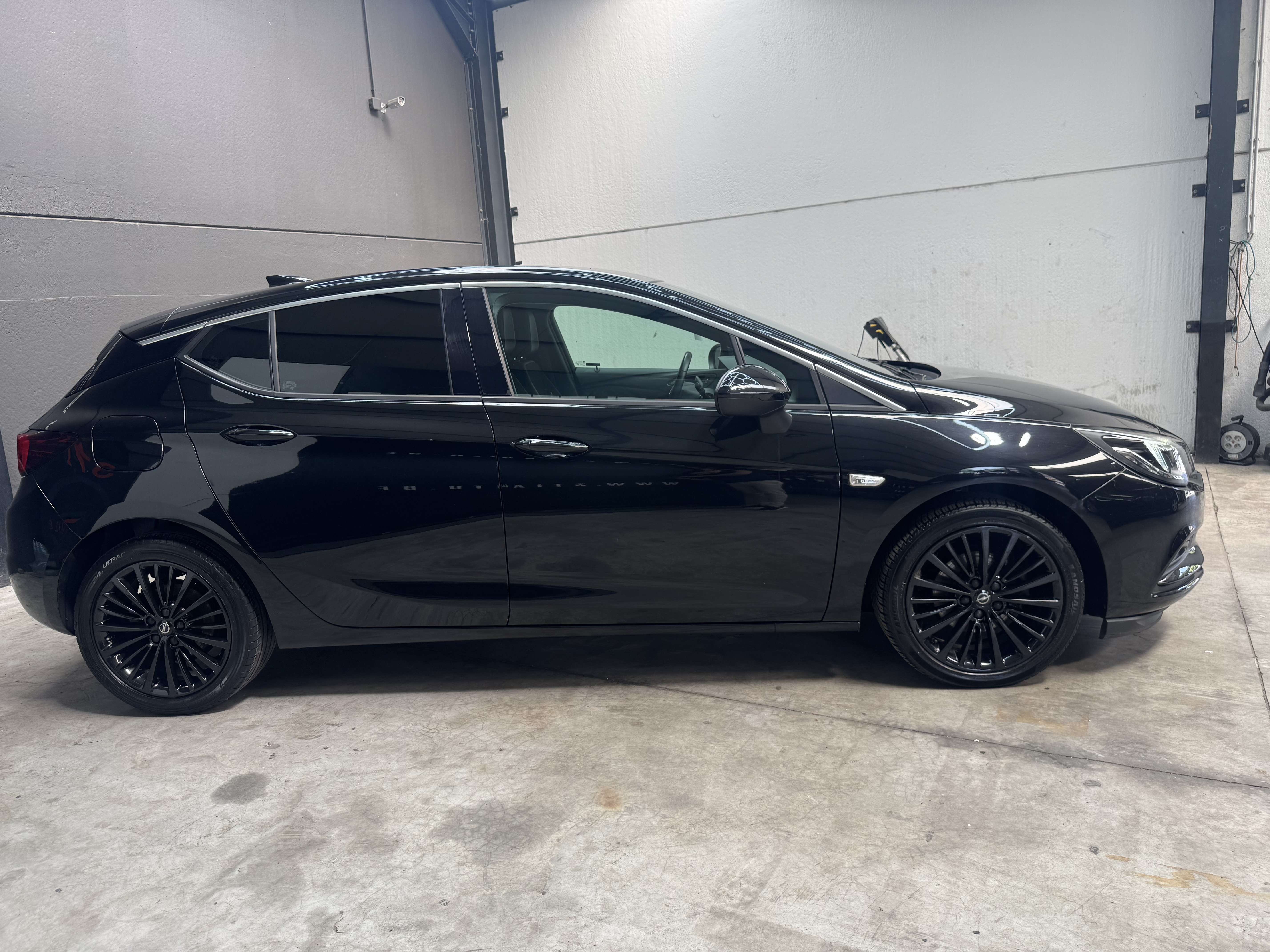 Opel Astra ** GARANTIE 12 MOIS**