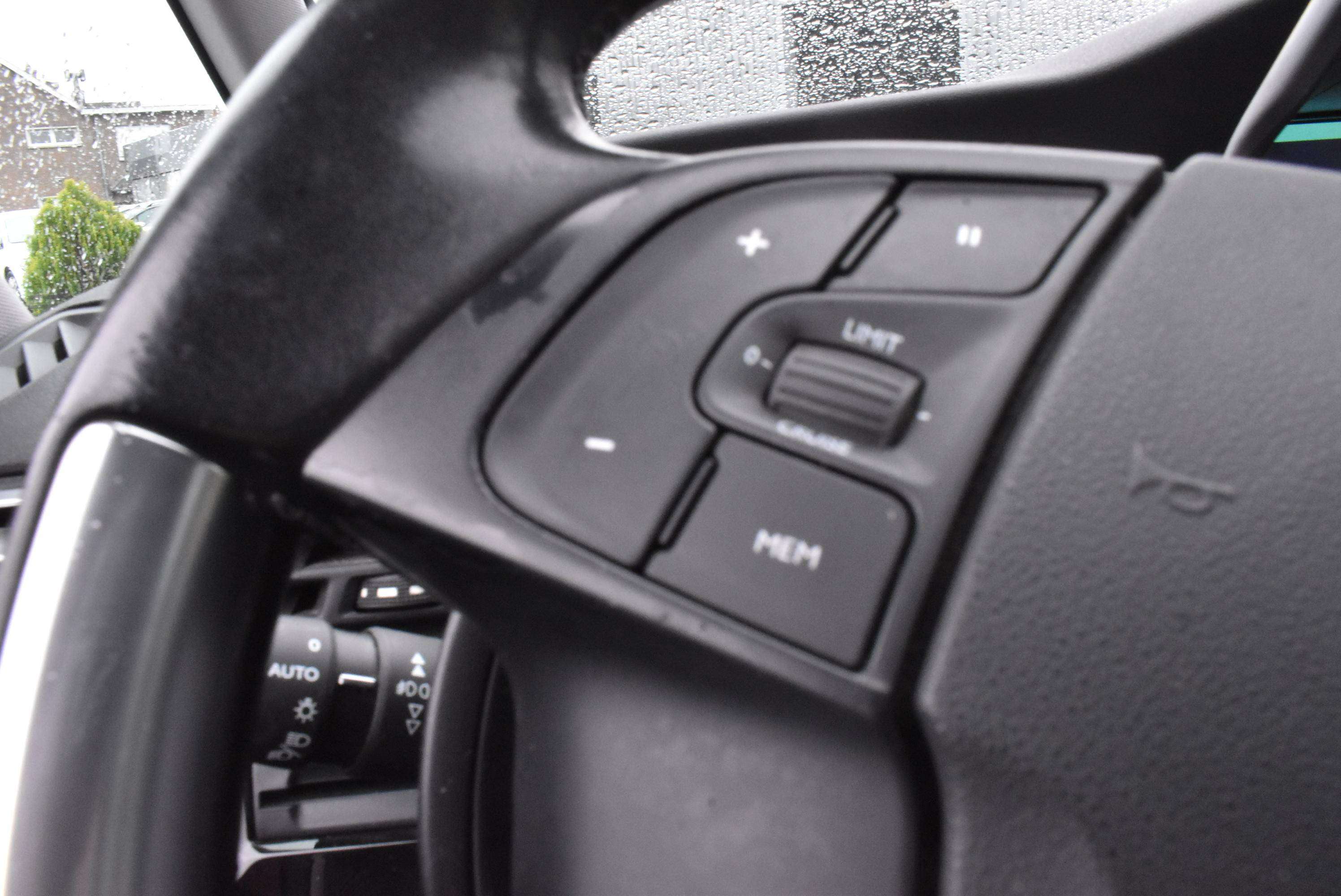 Citroen Grand C4 Picasso 1.2i Shine Autom 7PL Leder/GPS ***12M GARANTIE***