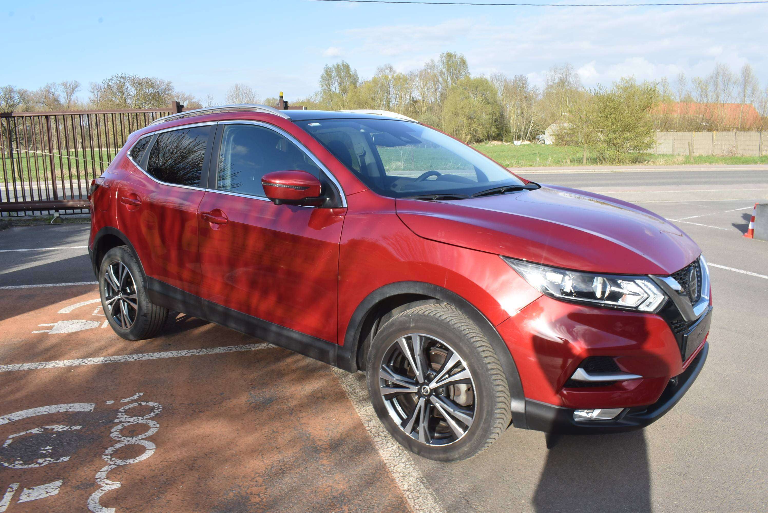 Nissan Qashqai 1.5 dCi Business Edition Pano ***12M GARANTIE***