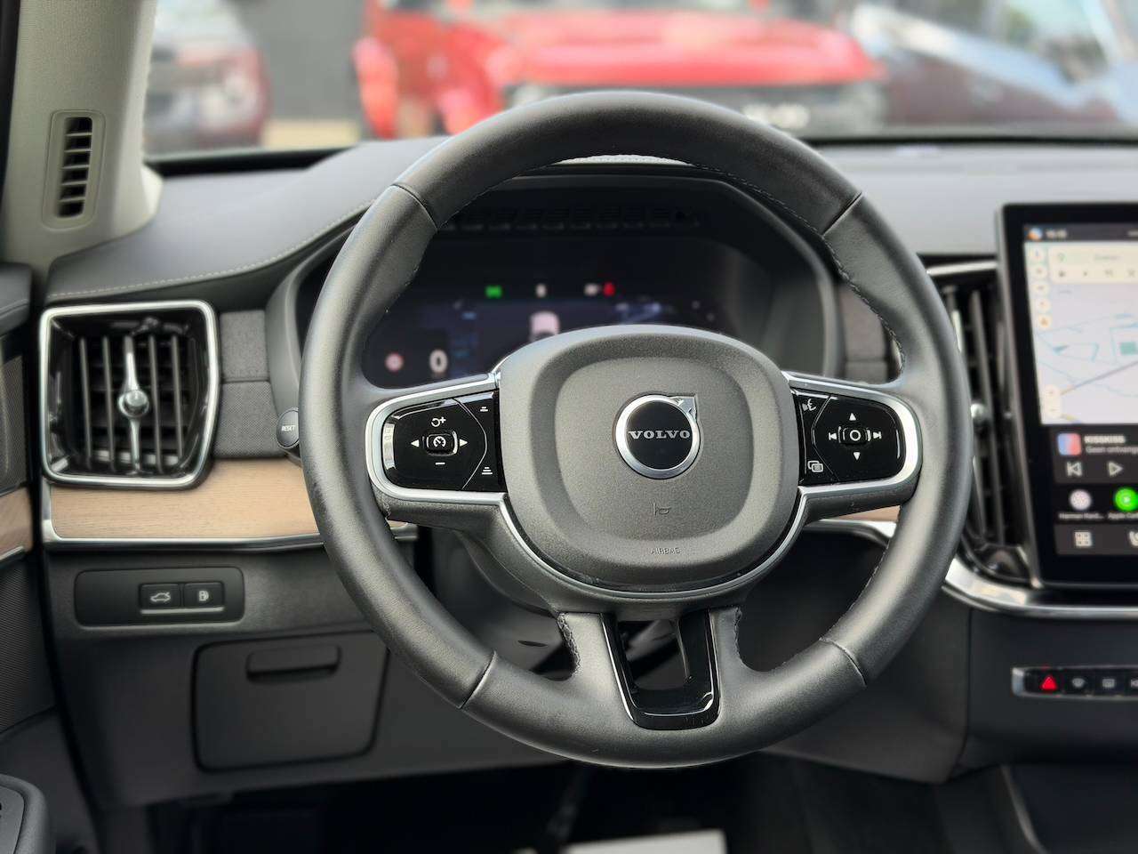 Volvo XC90 T8 PHEV PLUS DARK 7-ZIT HARMAN KARDON MEMORY SEATS APPLE CARPLAY