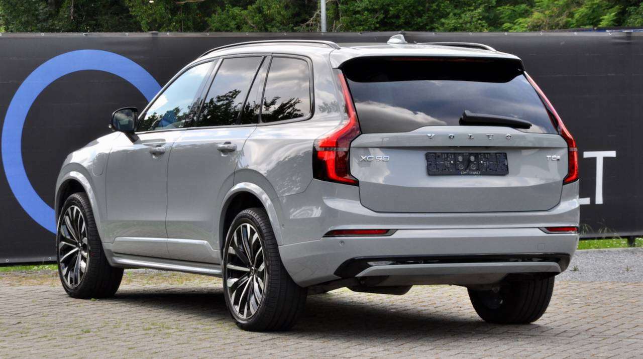 Volvo XC90 T8 PHEV PLUS DARK 7-ZIT HARMAN KARDON MEMORY SEATS APPLE CARPLAY