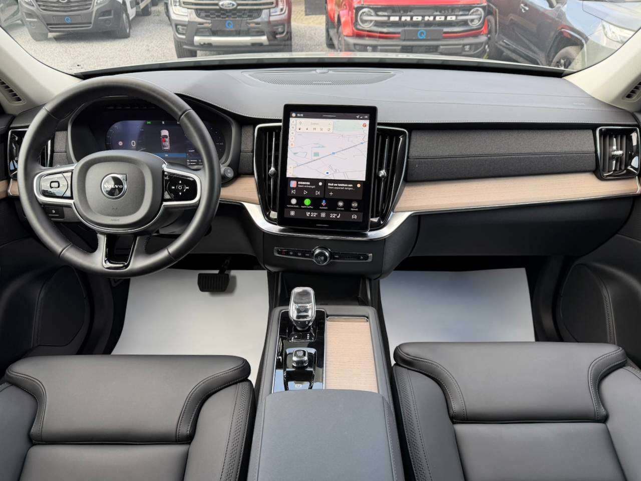 Volvo XC90 T8 PHEV PLUS DARK 7-ZIT HARMAN KARDON MEMORY SEATS APPLE CARPLAY