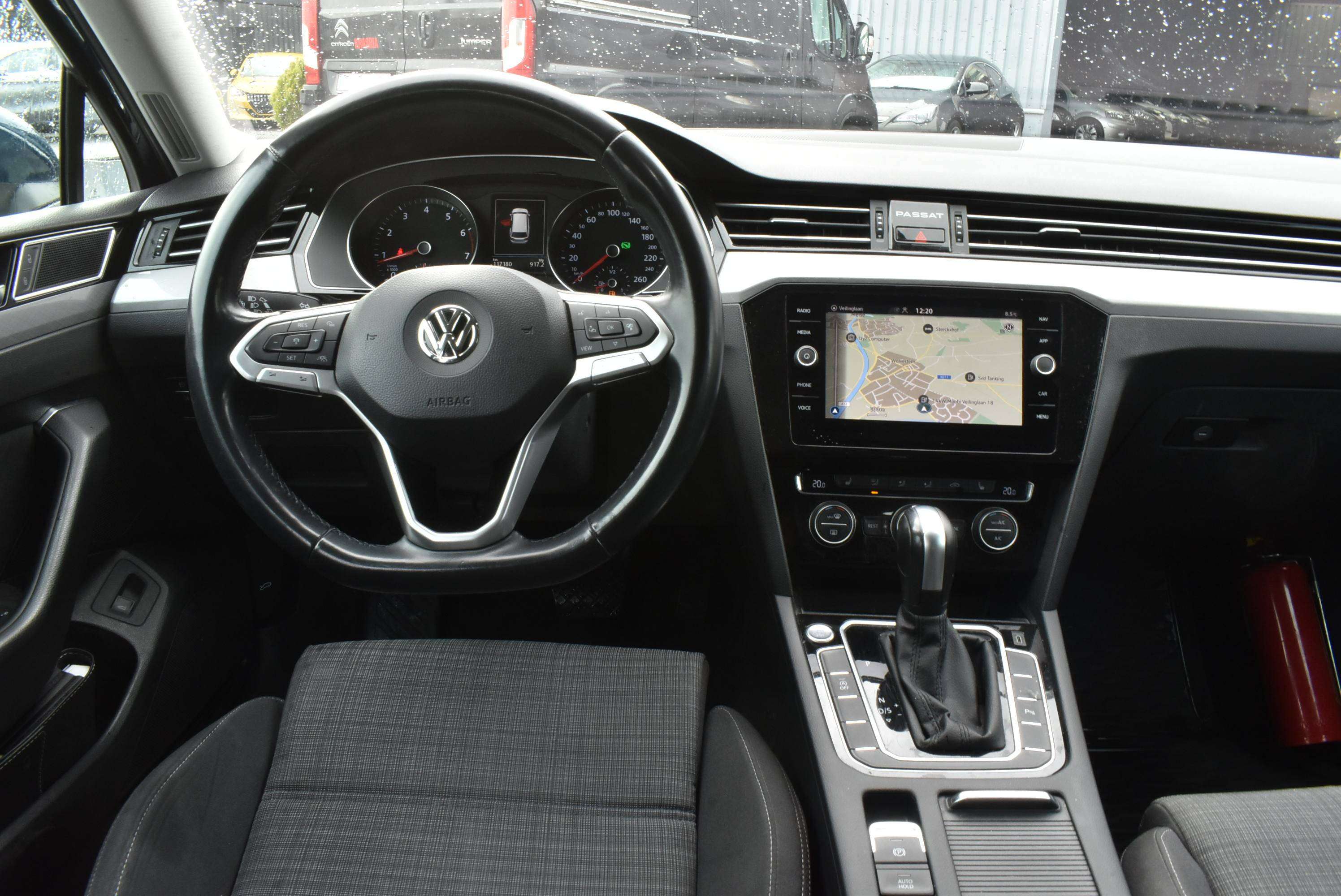 Volkswagen Passat 1.5i Highline DSG ***12M GARANTIE***