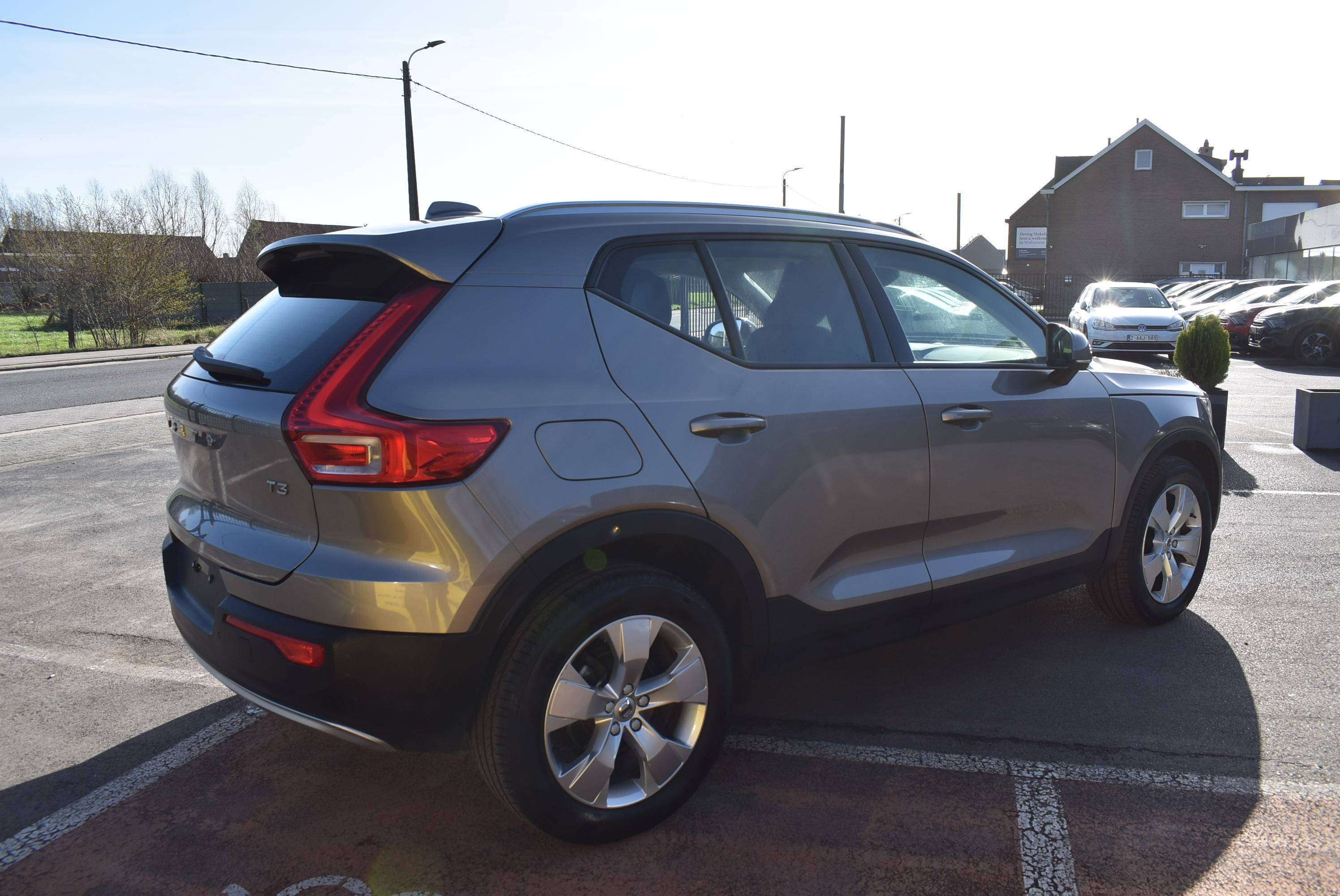Volvo XC40 1.5 T3 Momentum Geartronic ***12M GARANTIE***