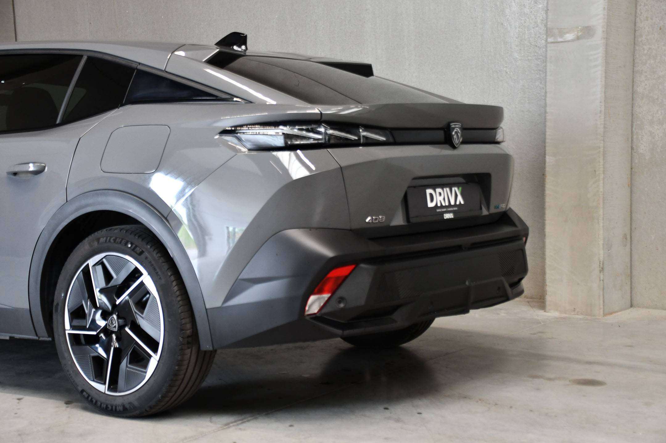 Peugeot 408 408 PHEV 1.6 Turbo Allure Pack S