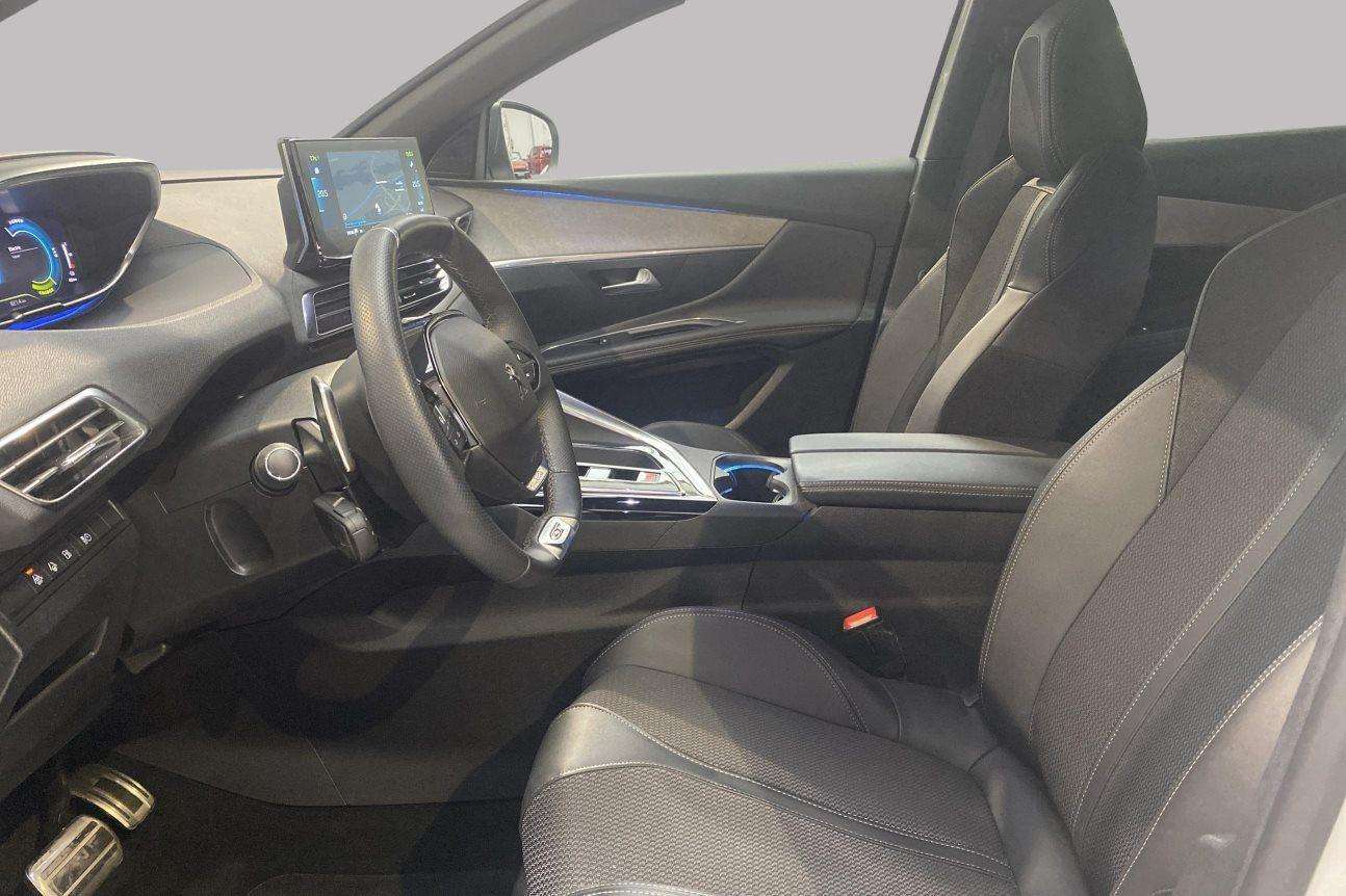 Peugeot 3008 GT* Plug In Hybrid PHEV GPS Caméra