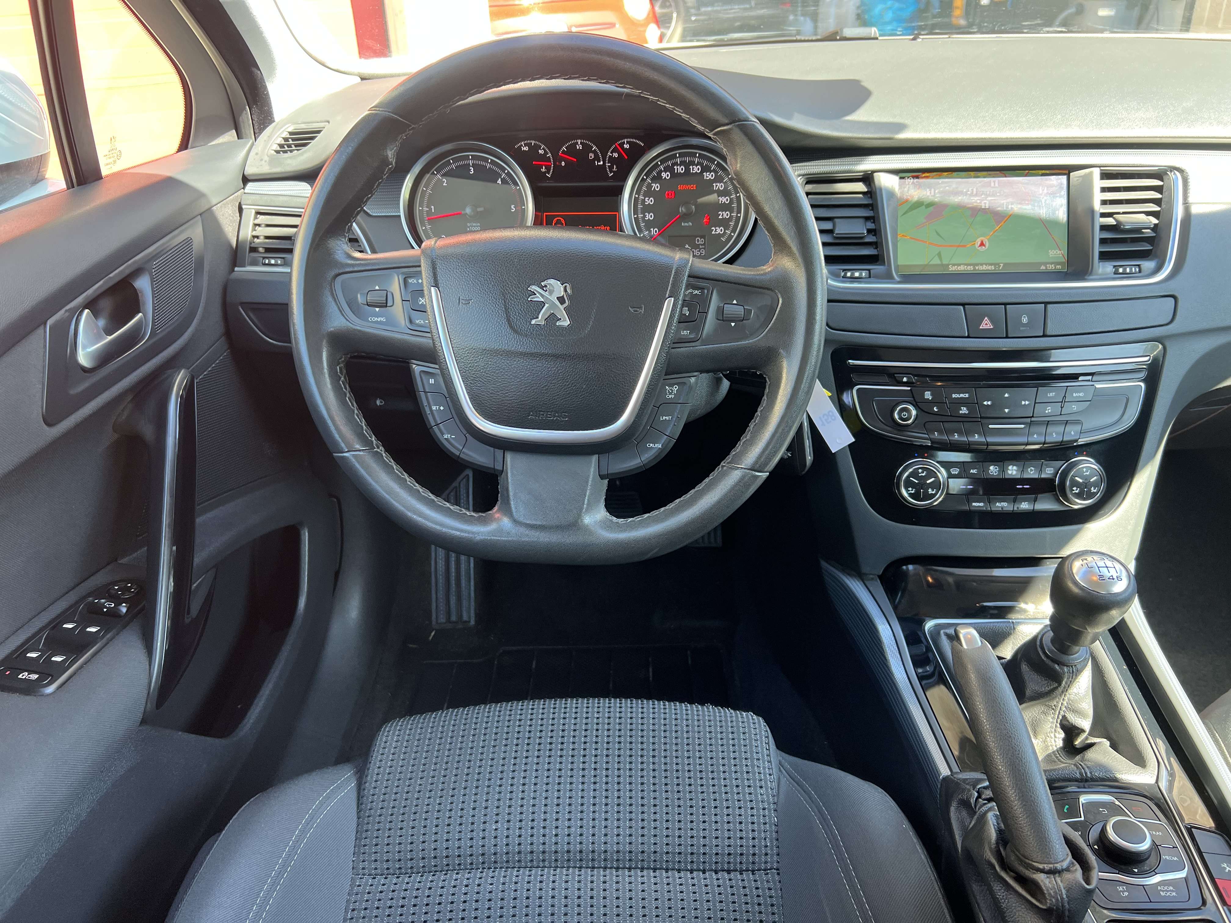 Peugeot 508 2.0 HDi Active + NAVI + CARNET + CAR-PASS