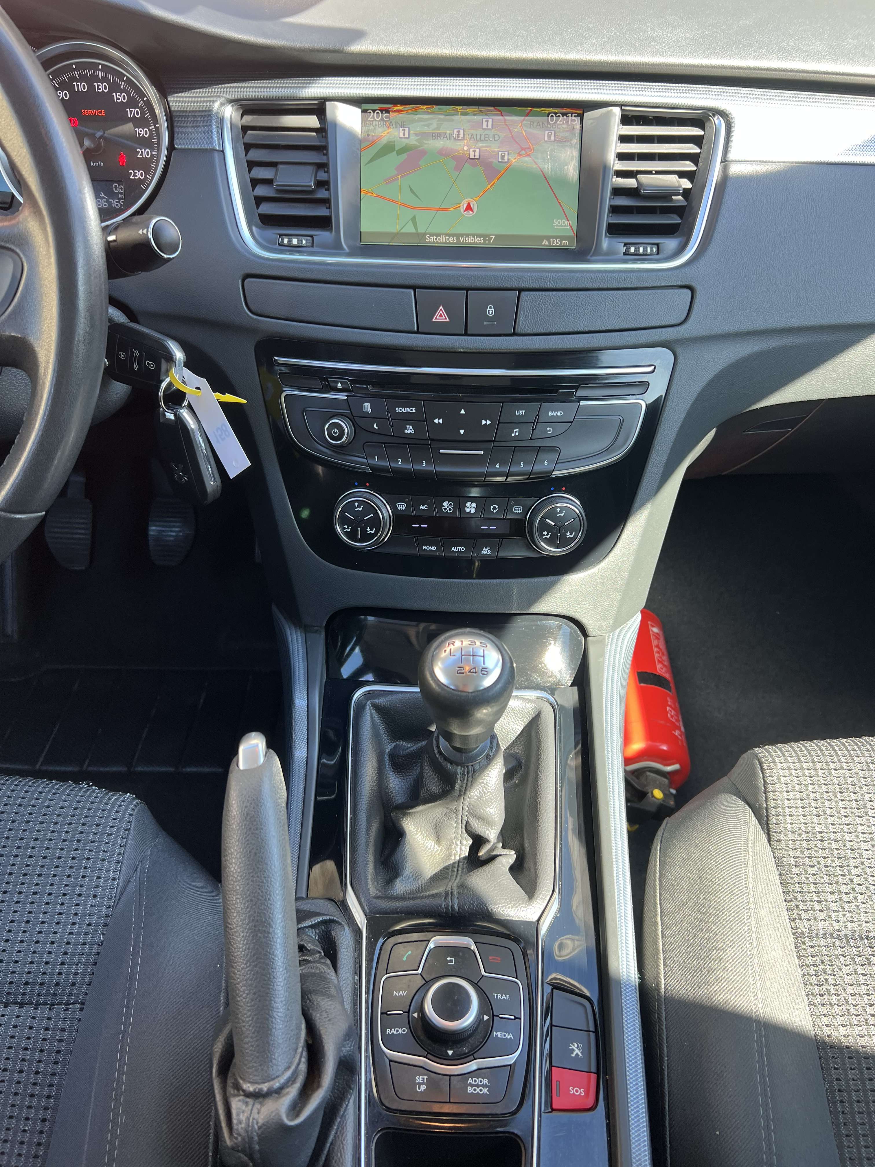 Peugeot 508 2.0 HDi Active + NAVI + CARNET + CAR-PASS