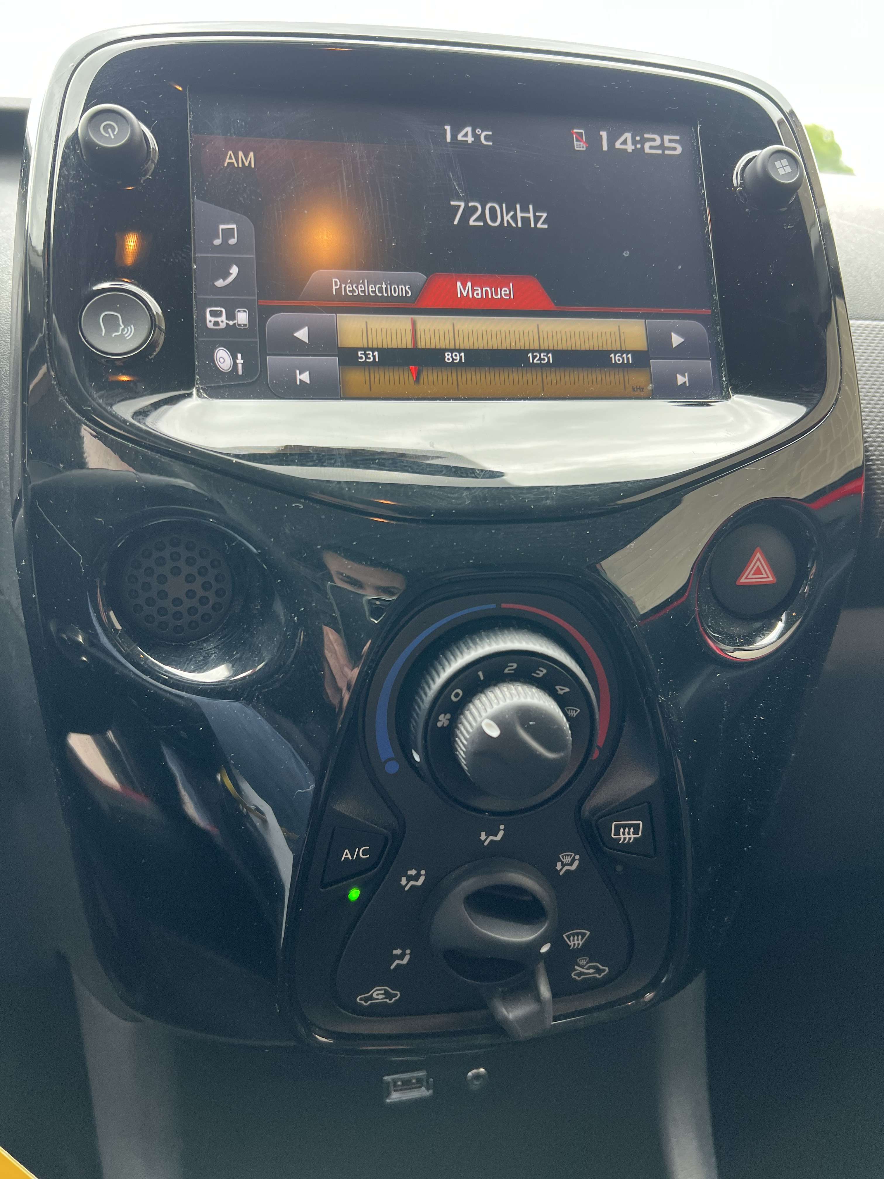 Citroen C1 1.0 VTi Airscape Shine S + CLIM + CAR-PASS + CLIM