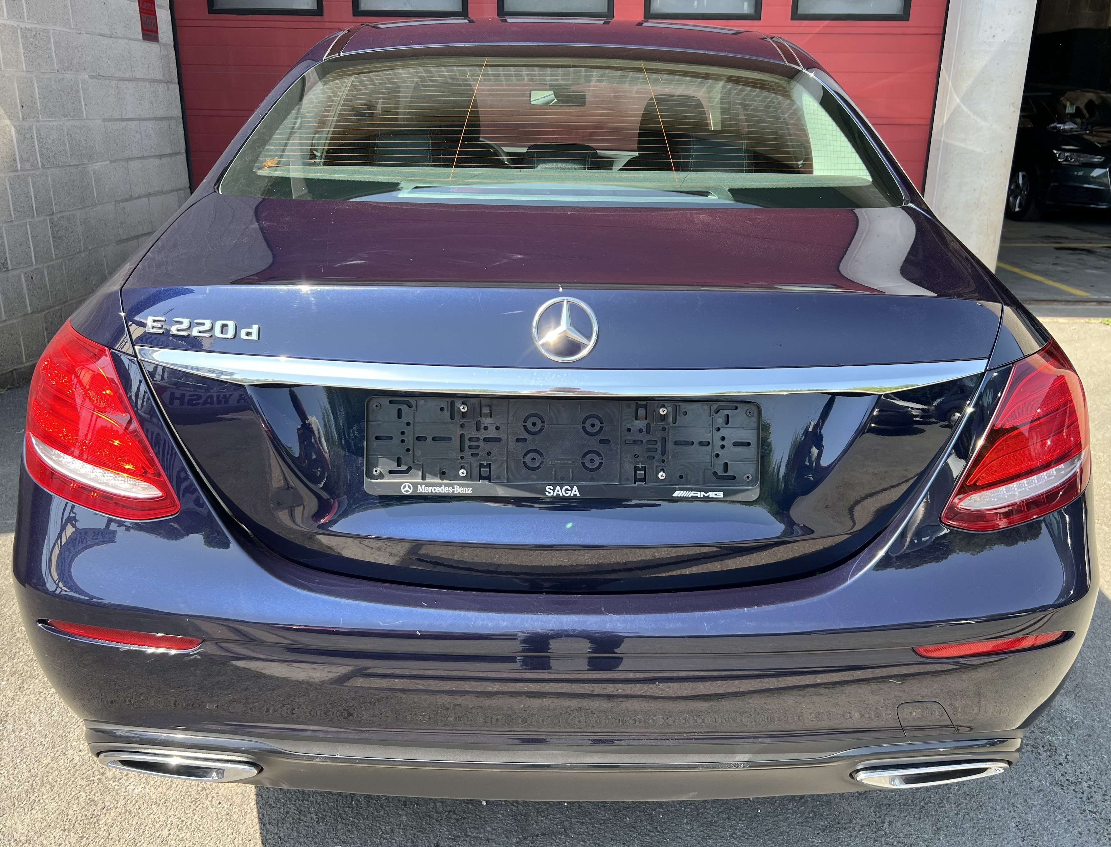 Mercedes-Benz E 220 d + NAVI + CUIR ( 16.157 € HTVA )