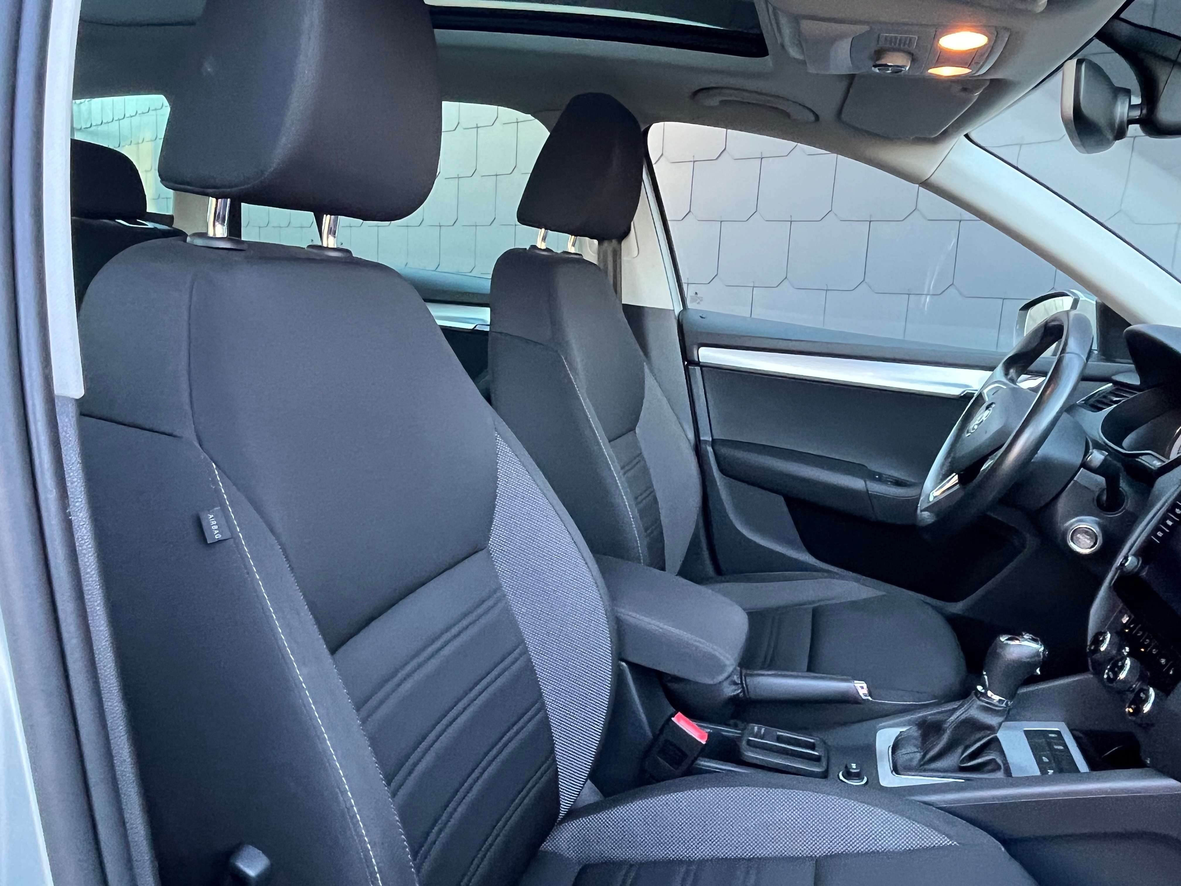 Skoda Octavia Octavia SW 1.6 CR TDi Ambition DSG (EU6.2) thumbnail