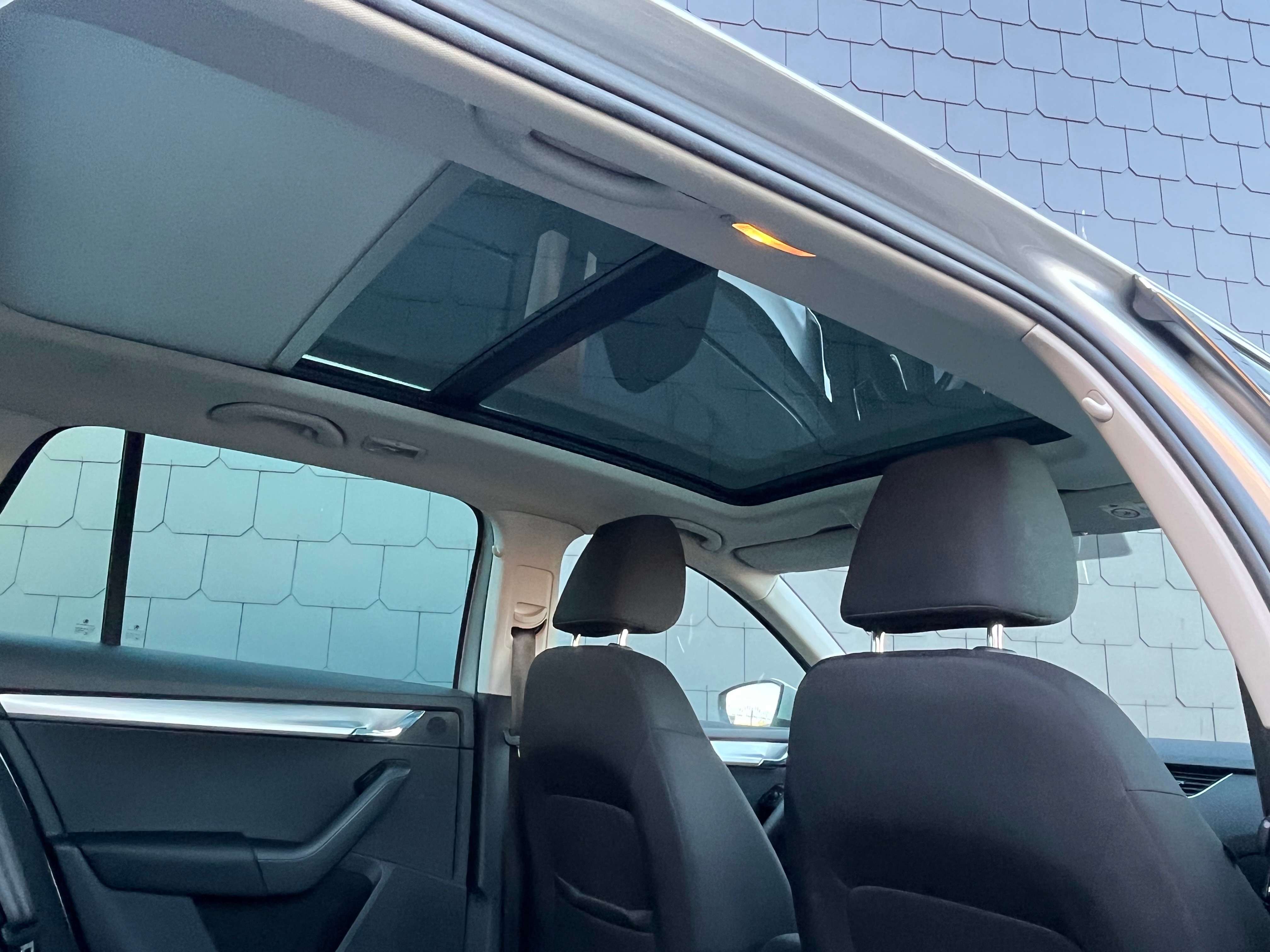 Skoda Octavia Octavia SW 1.6 CR TDi Ambition DSG (EU6.2)