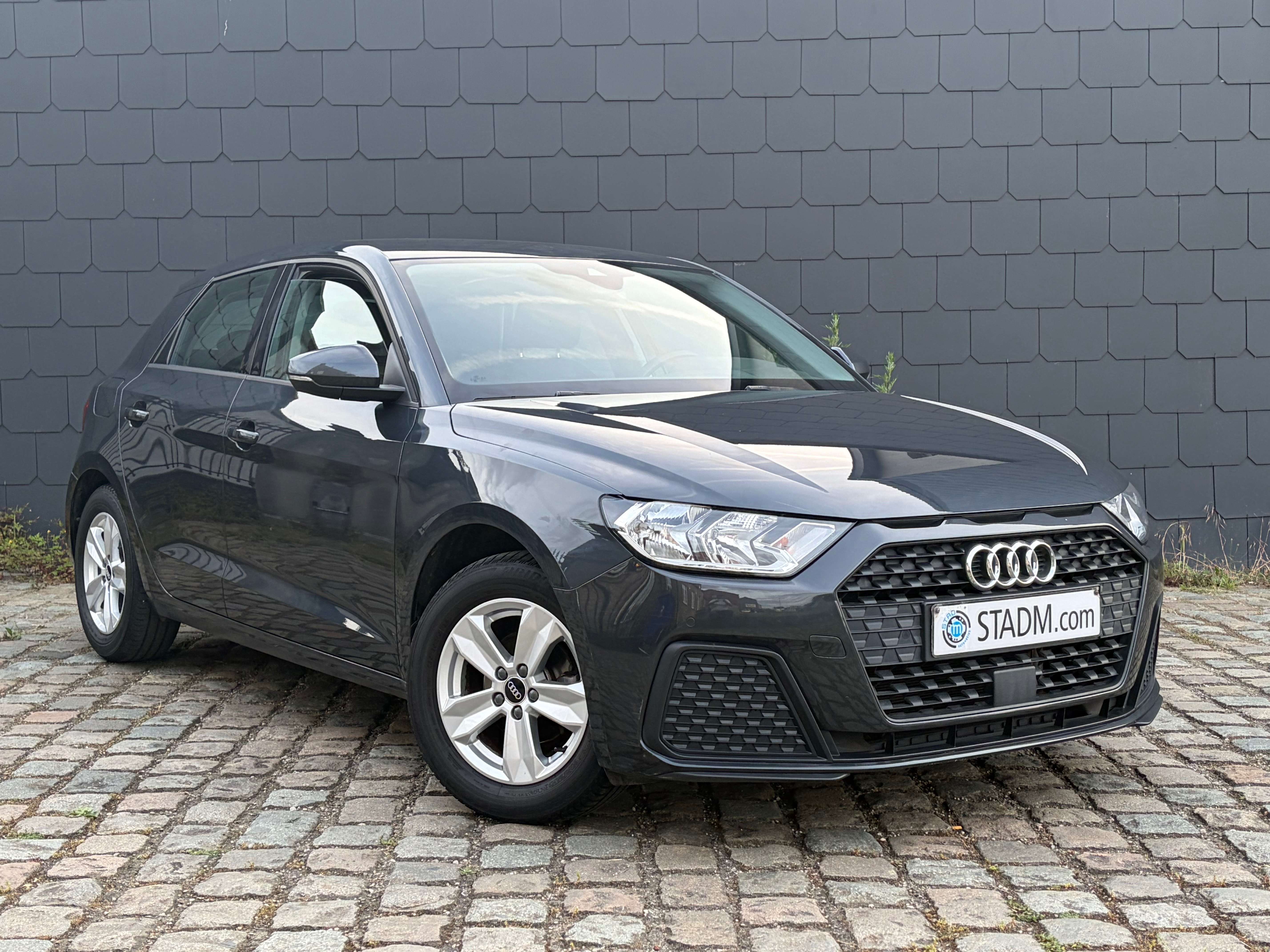 Audi A1 Sportback 25 TFSI Attraction 1Hand CarPass Carnet