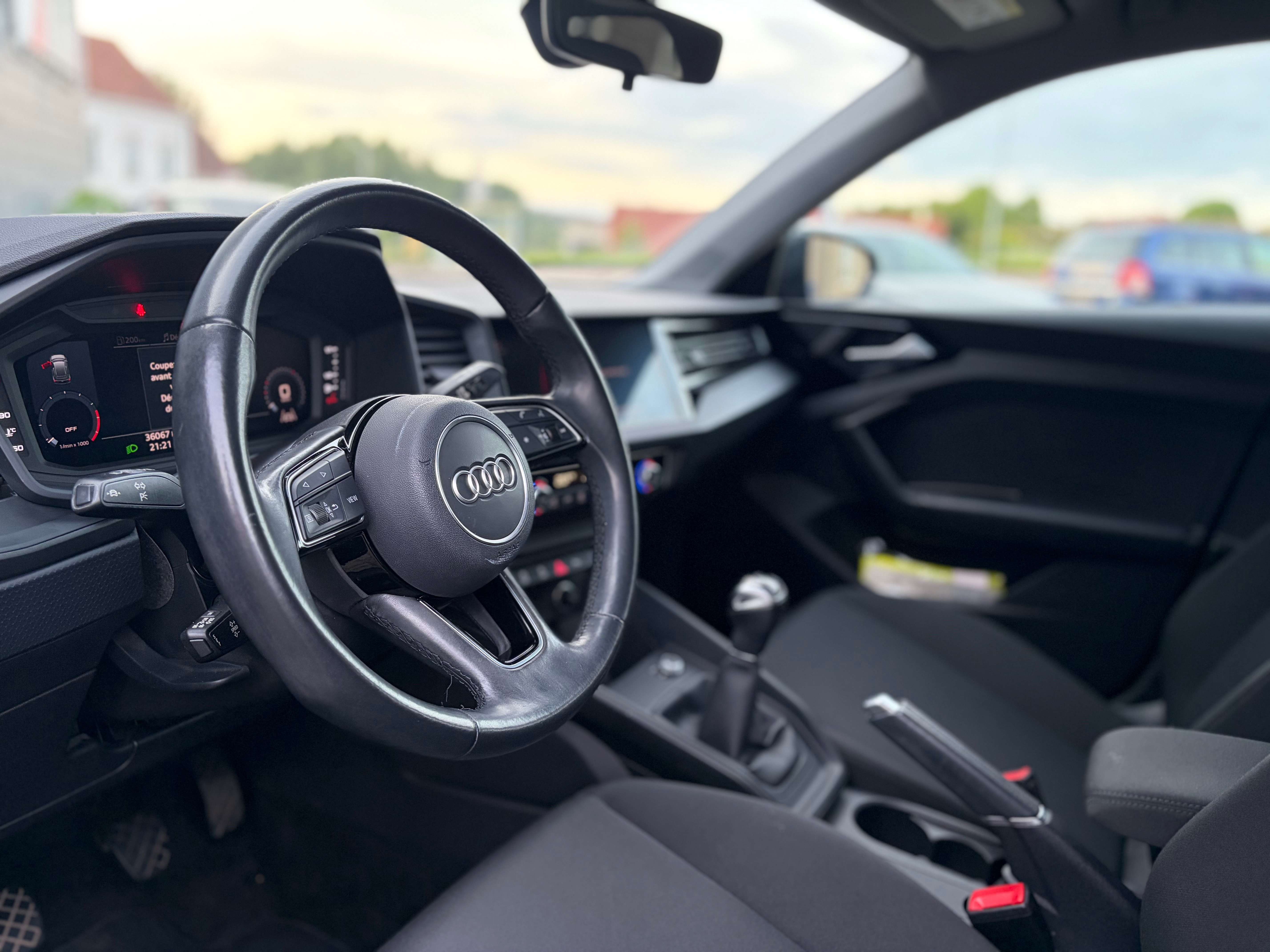 Audi A1 Sportback 25 TFSI Attraction 1Hand CarPass Carnet thumbnail