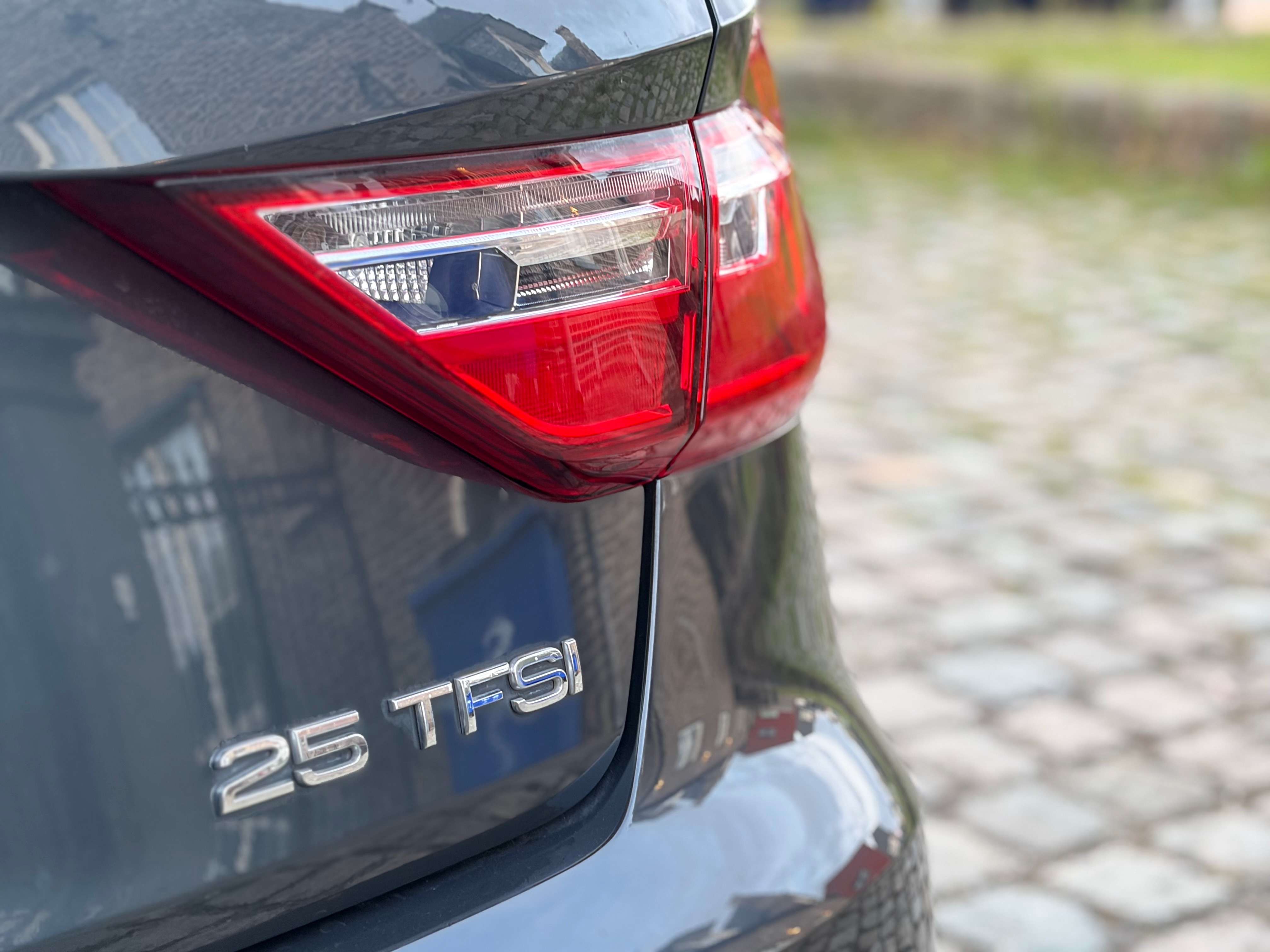 Audi A1 Sportback 25 TFSI Attraction 1Hand CarPass Carnet thumbnail