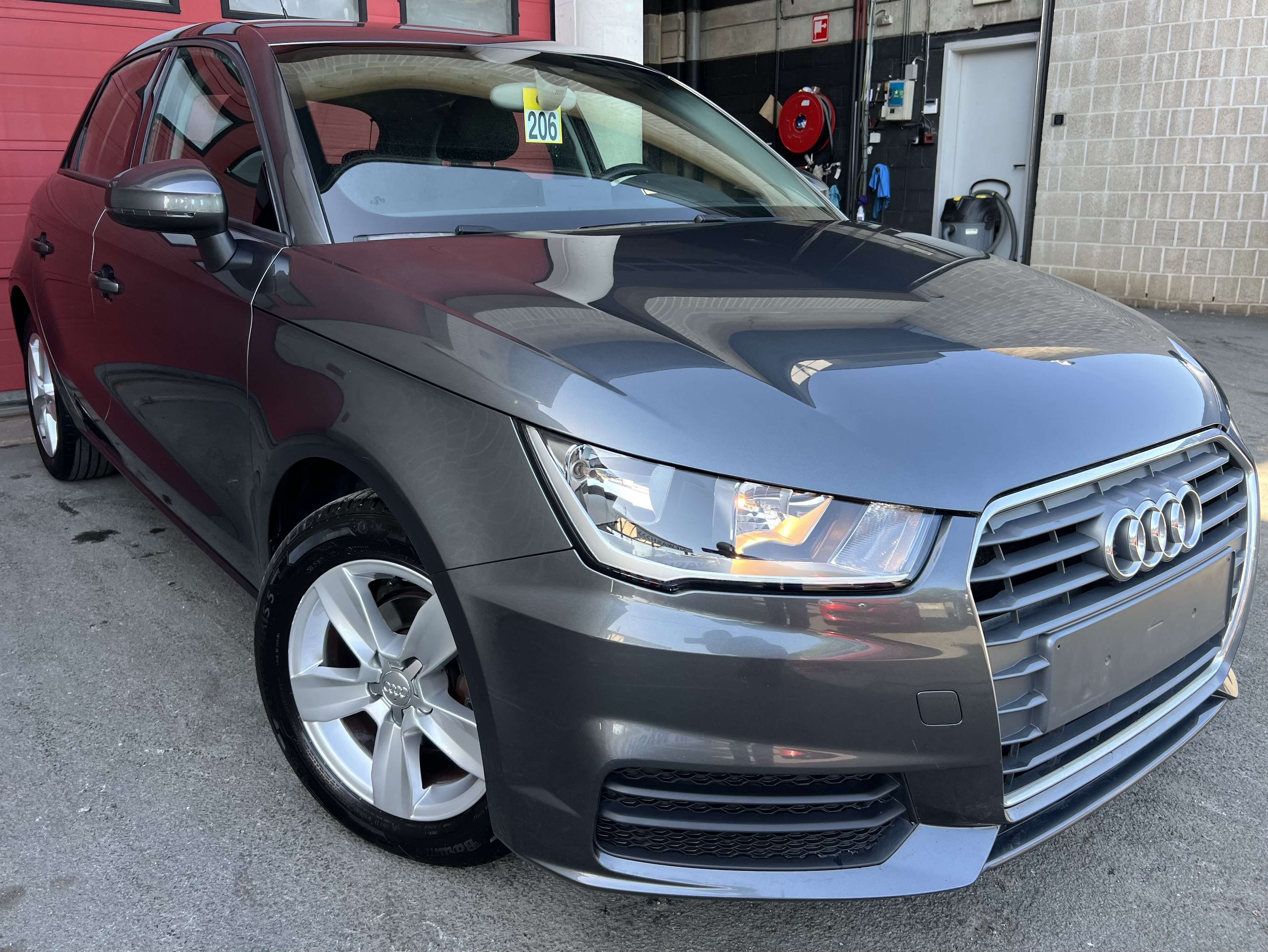 Audi A1 Sportback 1.0 TFSI + CAR-PASS + CLIM thumbnail