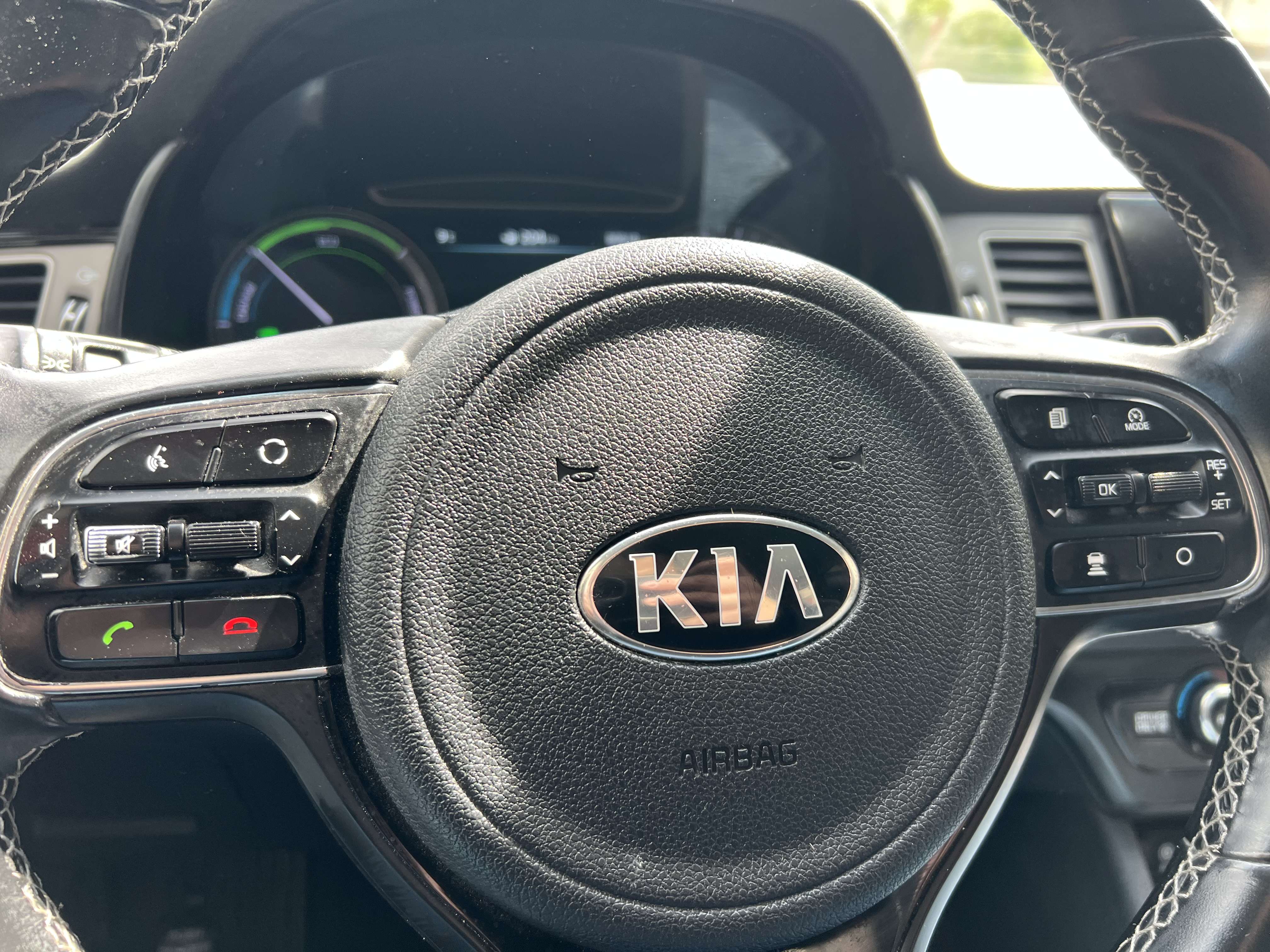 Kia Niro PHEV 1.6 GDi Fusion DCT + CAMÉRA + NAVIGATION thumbnail