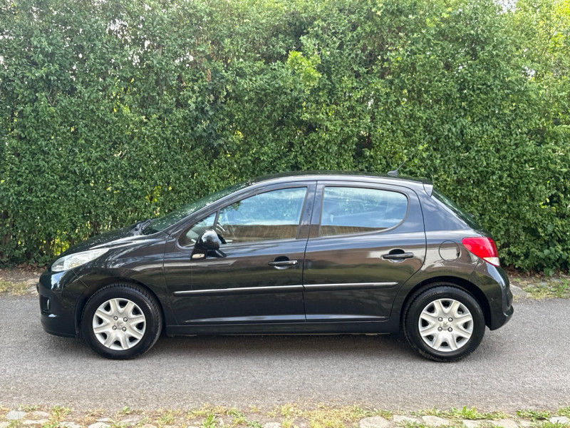 Peugeot 207 1.6 HDI 90CH PREMIUM 5.P * 116.000KM * 2009 * 1ERE MAIN thumbnail