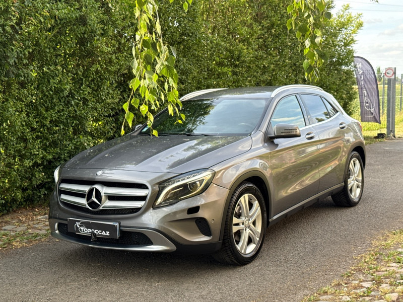 Mercedes-Benz GLA 200 D BUSINESS 7G-DCT * 2016 * GPS / CAMERA / LED