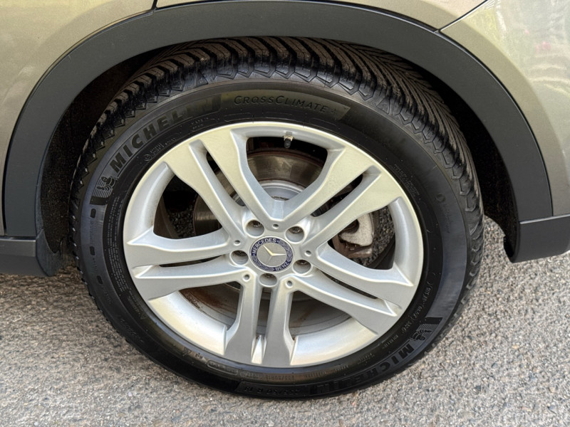 Mercedes-Benz GLA 200 D BUSINESS 7G-DCT * 2016 * GPS / CAMERA / LED