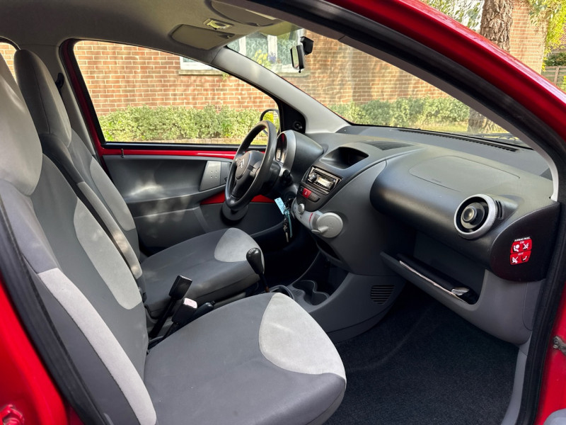 Citroen C1 1.0I ESS 68CH  5 PORTES * 80.000KM * 1ERE MAIN * GARANTIE thumbnail