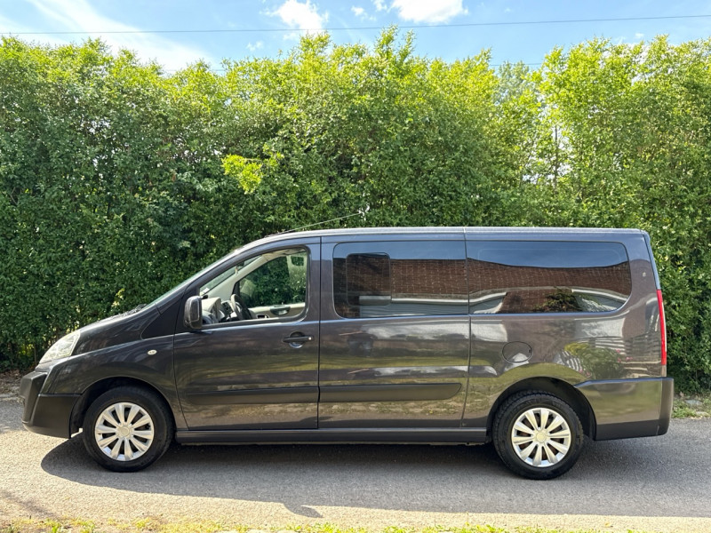 Peugeot EXPERT TEPEE 2.0 HDI 120CH LOISIRS LONG 5 PLACES * 2010 * GARANTIE