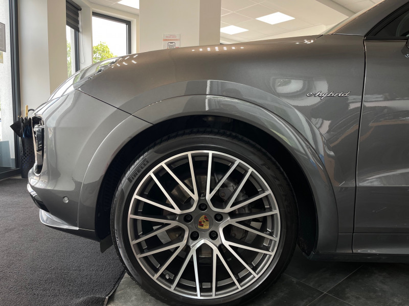 Porsche CAYENNE COUPE (9YA) 3.0 V6 462CH E-HYBRID