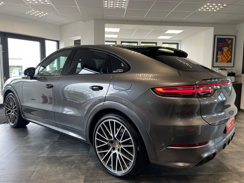 Porsche CAYENNE COUPE (9YA) 3.0 V6 462CH E-HYBRID