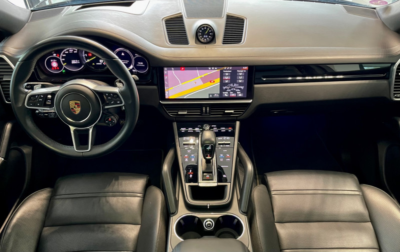 Porsche CAYENNE COUPE (9YA) 3.0 V6 462CH E-HYBRID