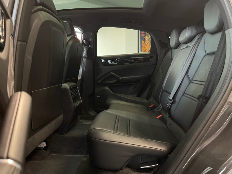Porsche CAYENNE COUPE (9YA) 3.0 V6 462CH E-HYBRID
