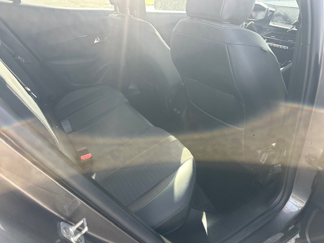 Peugeot 2008 1.2 ESSENCE 130CH S&S ALLURE BUSINESS EAT8