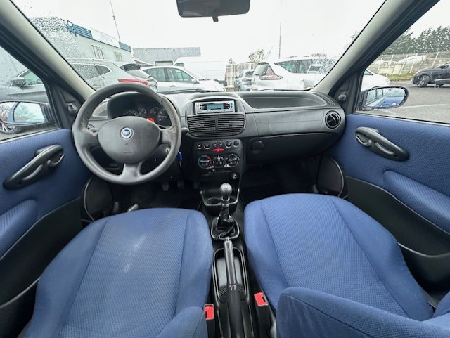 Fiat PUNTO 1.2 8V 60CH CULT 5P