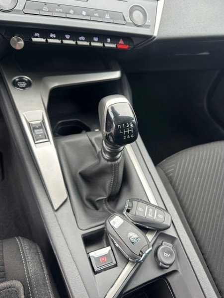 Peugeot 308 1.2 ESSENCE 110CH S&S ACTIVE PACK