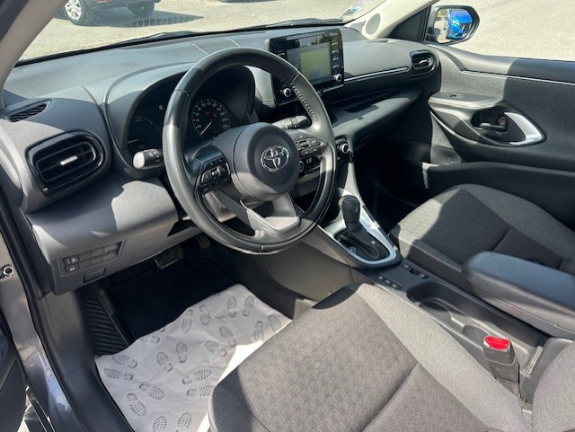 Toyota YARIS 116H DYNAMIC BUSINESS 5P + PROGRAMME BEYOND ZERO ACADEMY MY21
