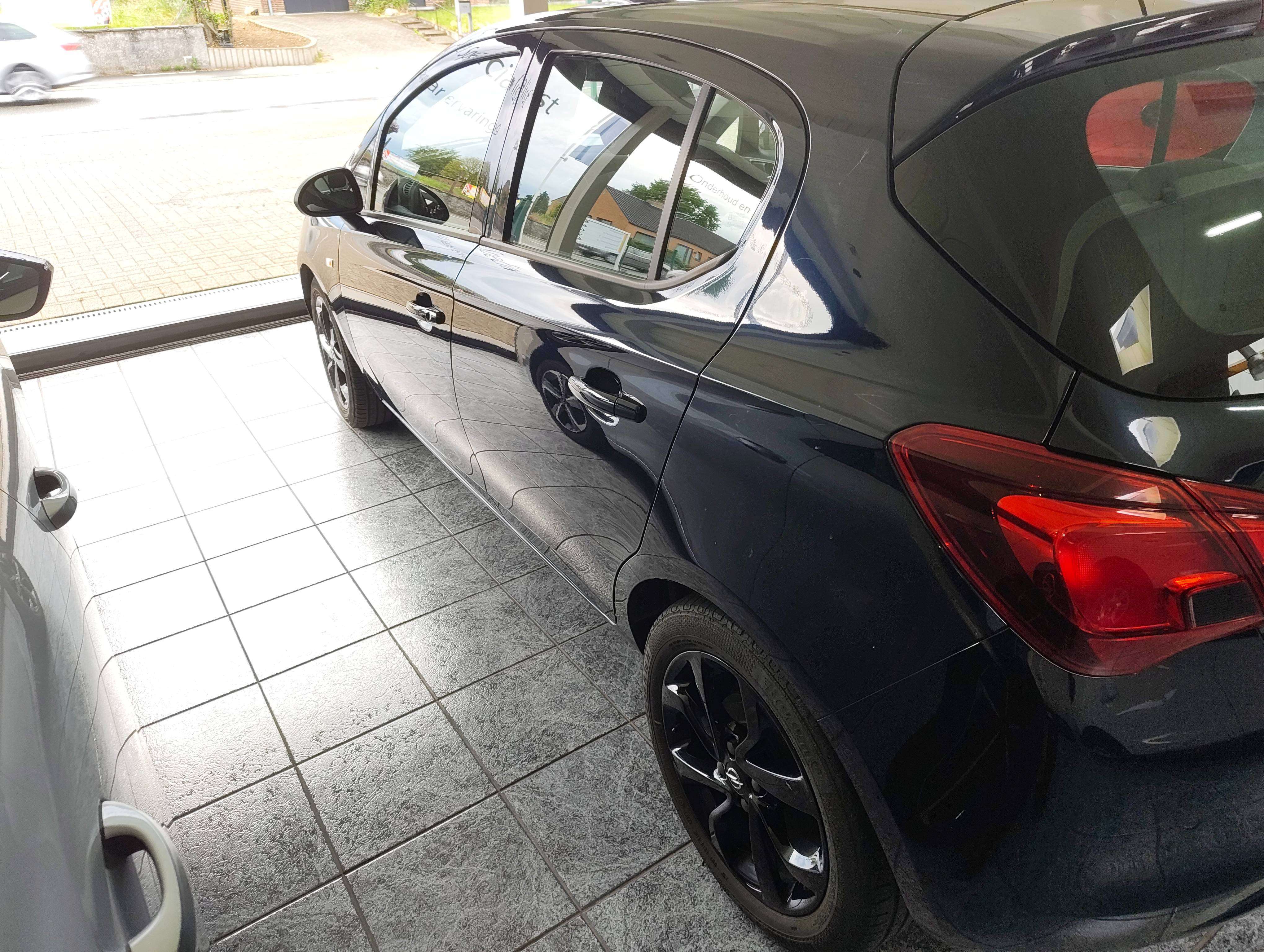 Opel Corsa Corsa 1.4i Cosmo AUTOMAAT