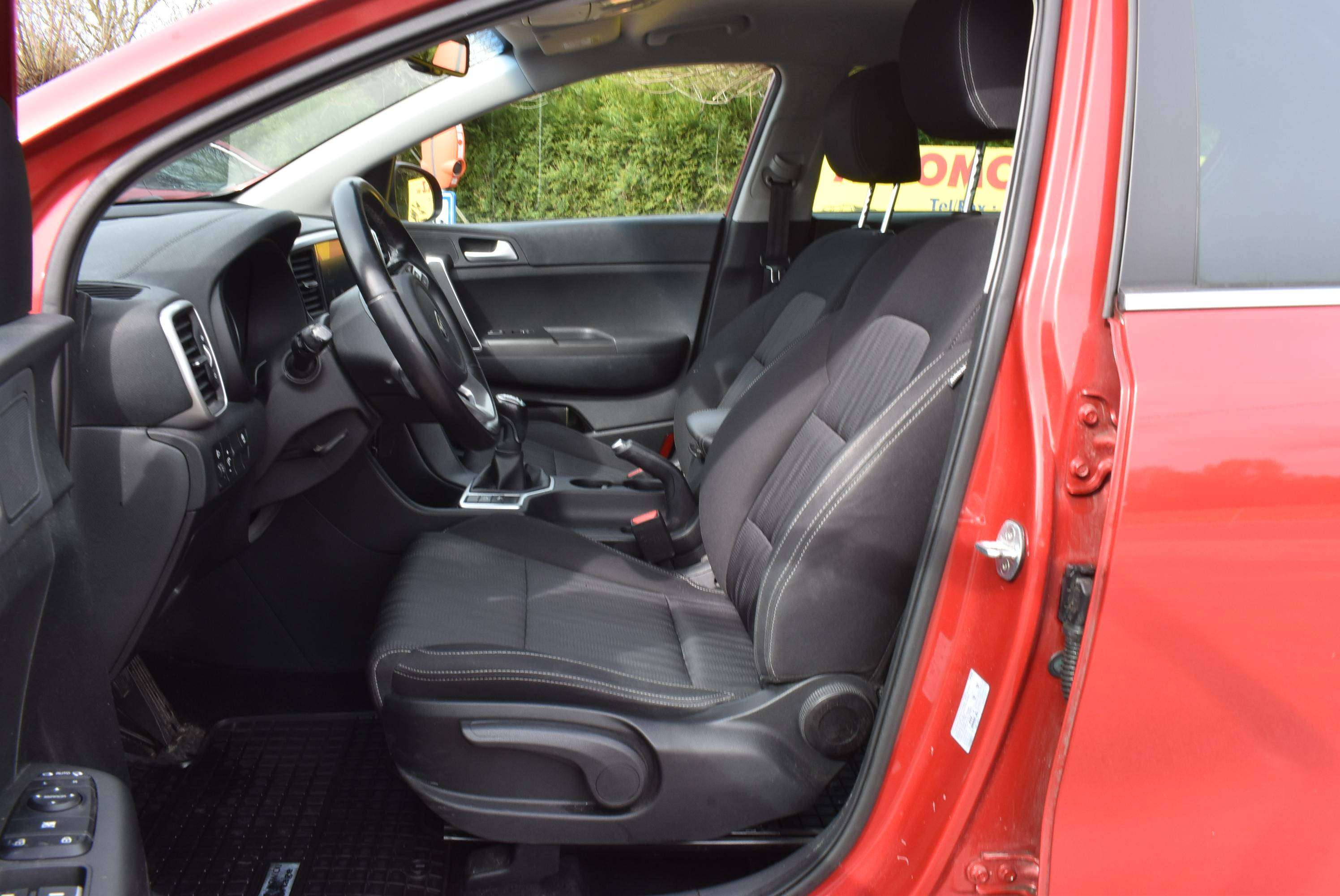 Kia Sportage 1.6i Fusion GPS/CarPlay **12M GARANTIE** 92.000KM thumbnail